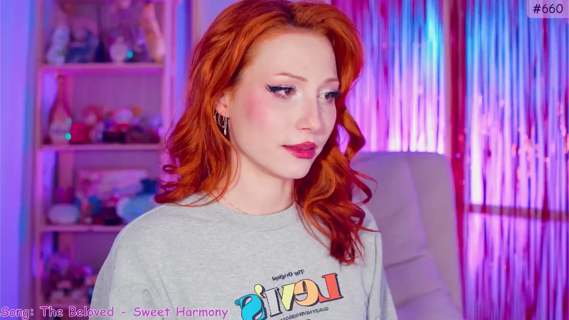 Gallery image thumbnail from Purrelove's myfreecams stream on, 01/25/2025, 12:51 image 17 of 20