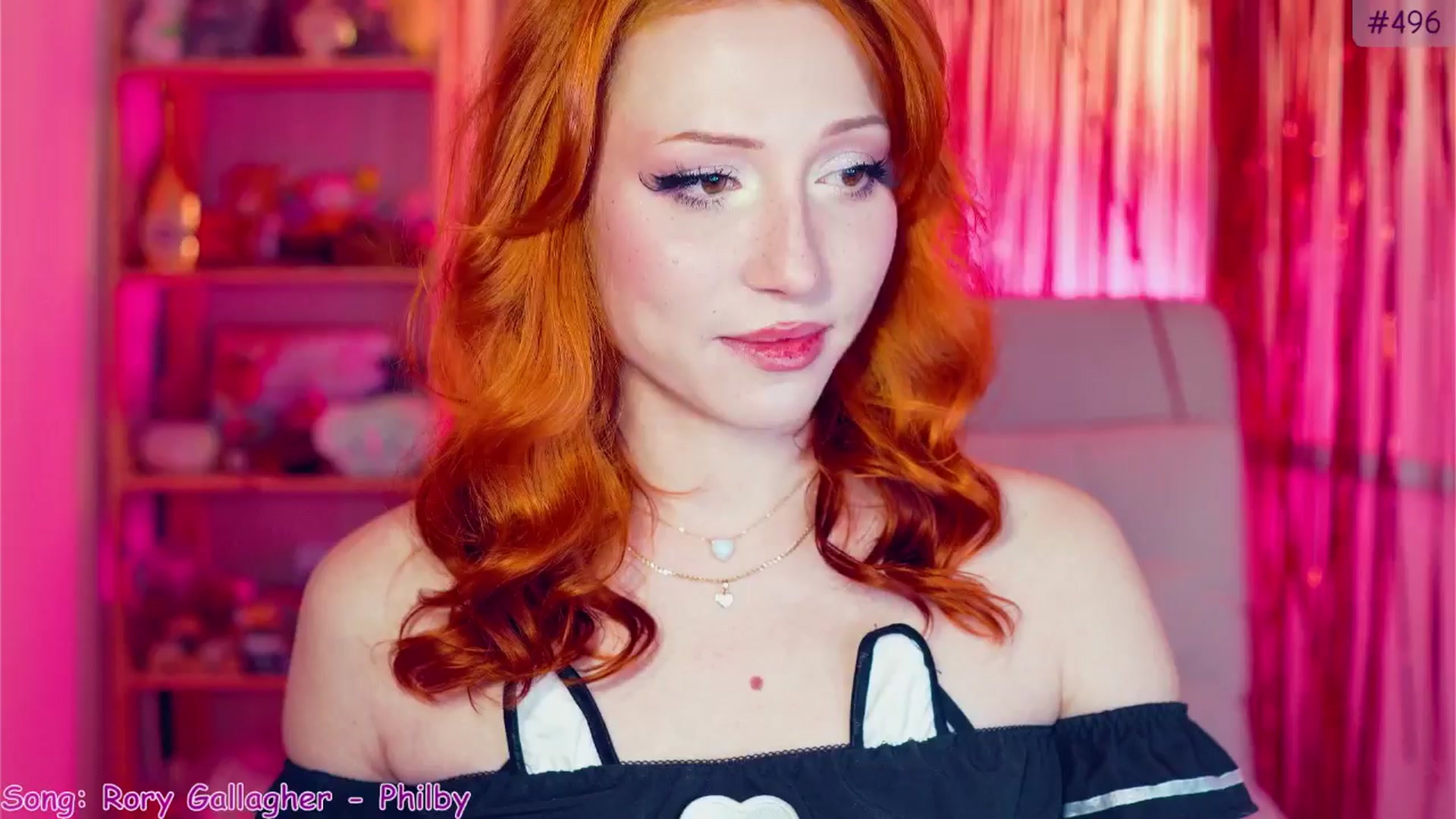 Gallery image thumbnail from Purrelove's myfreecams stream on, 02/04/2025, 12:38 image 19 of 20