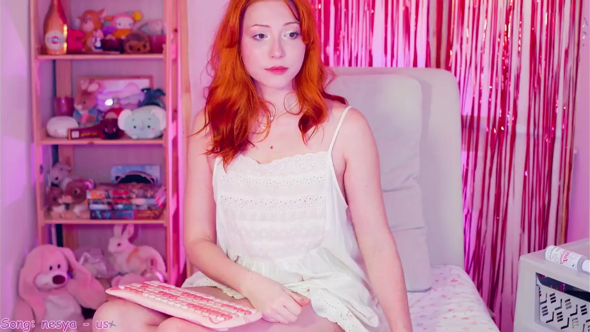 Gallery image thumbnail from Purrelove's myfreecams stream on, 02/05/2025, 08:55 image 9 of 20