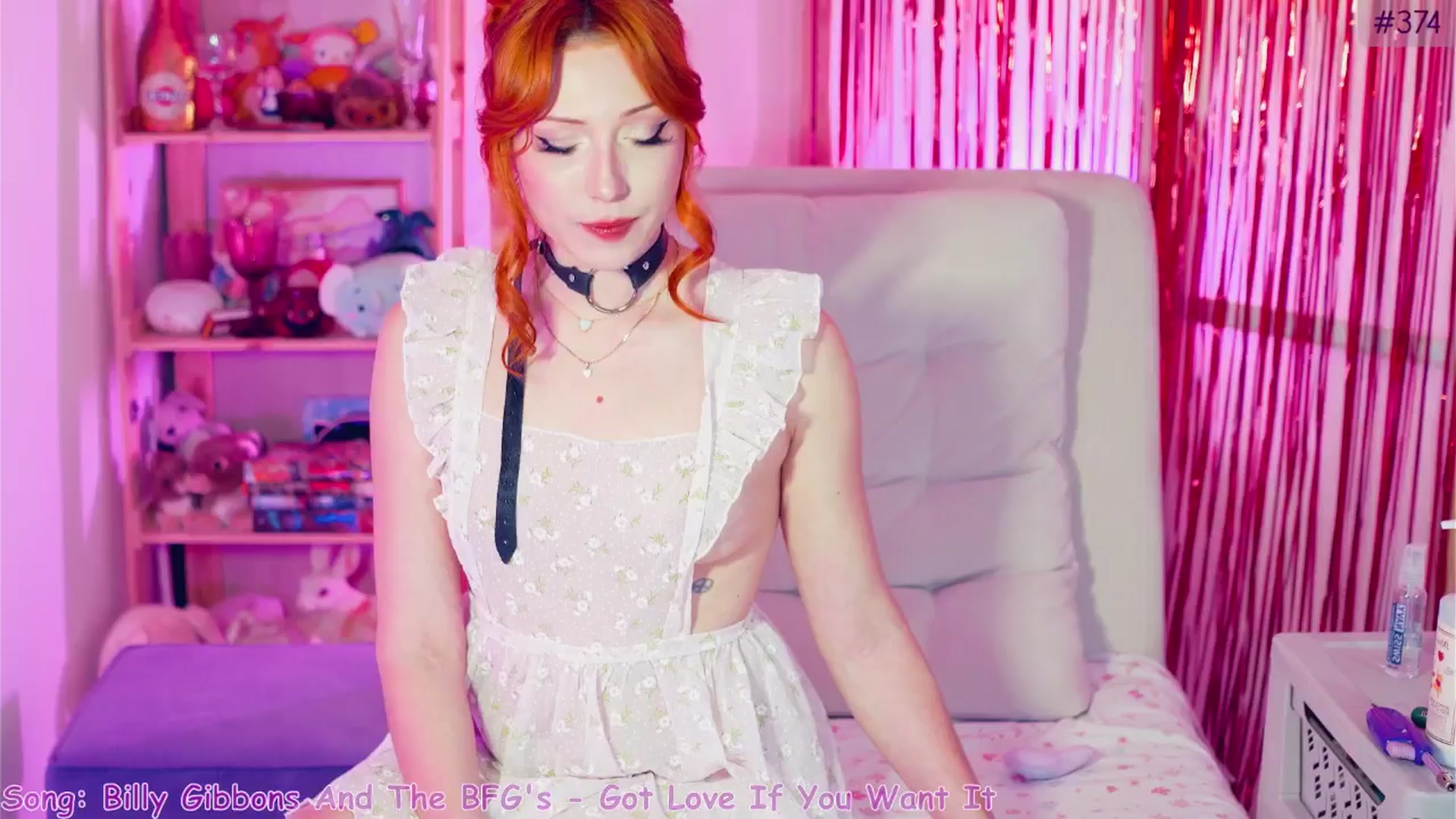 Gallery image thumbnail from Purrelove's myfreecams stream on, 02/06/2025, 08:40 image 14 of 20
