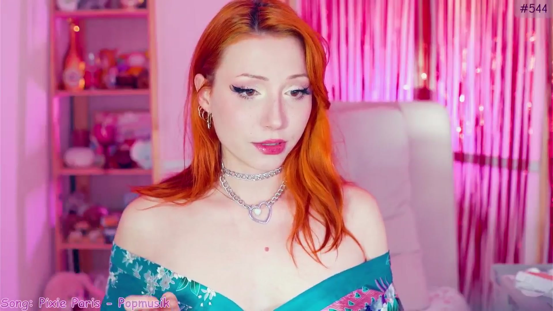Gallery image thumbnail from Purrelove's myfreecams stream on, 02/09/2025, 10:51 image 11 of 20