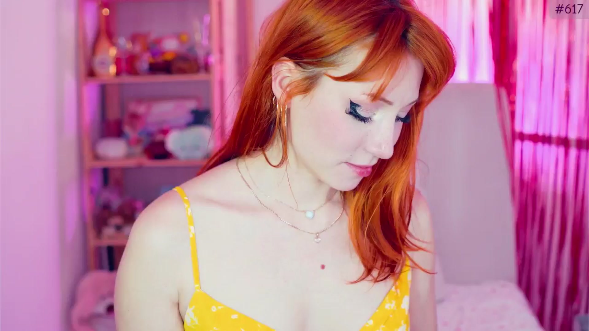 Gallery image thumbnail from Purrelove's myfreecams stream on, 02/13/2025, 11:06 image 19 of 20