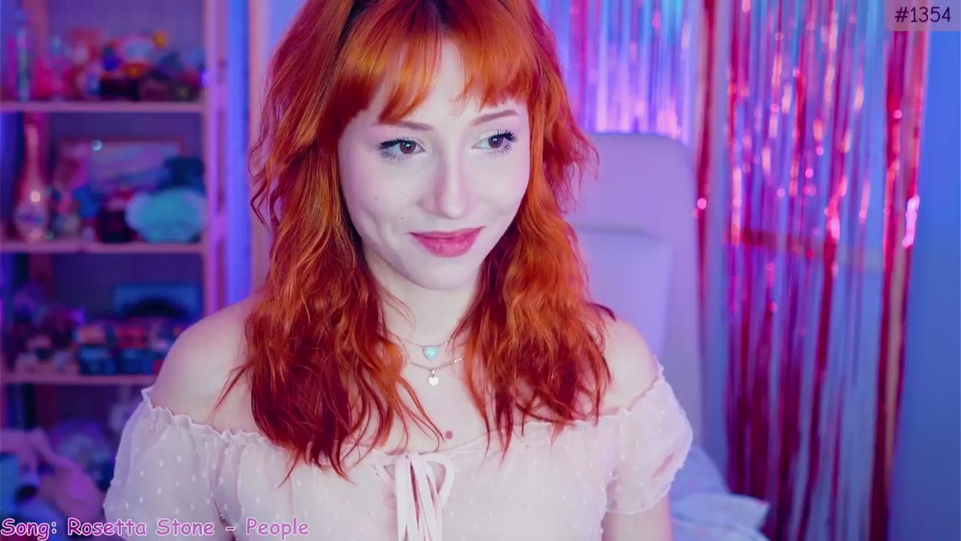 Gallery image thumbnail from Purrelove's myfreecams stream on, 03/09/2025, 09:20 image 10 of 20