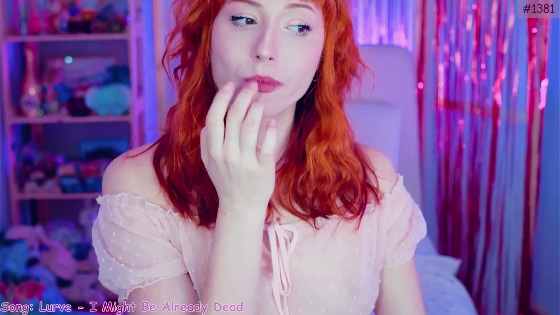 Gallery image thumbnail from Purrelove's myfreecams stream on, 03/09/2025, 09:20 image 6 of 20