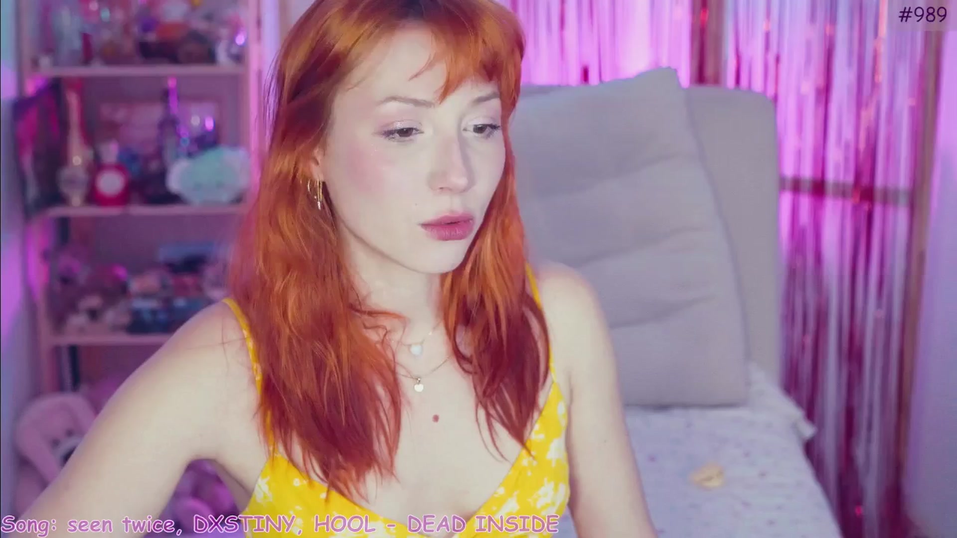 Gallery image thumbnail from Purrelove's myfreecams stream on, 03/24/2025, 06:52 image 12 of 20