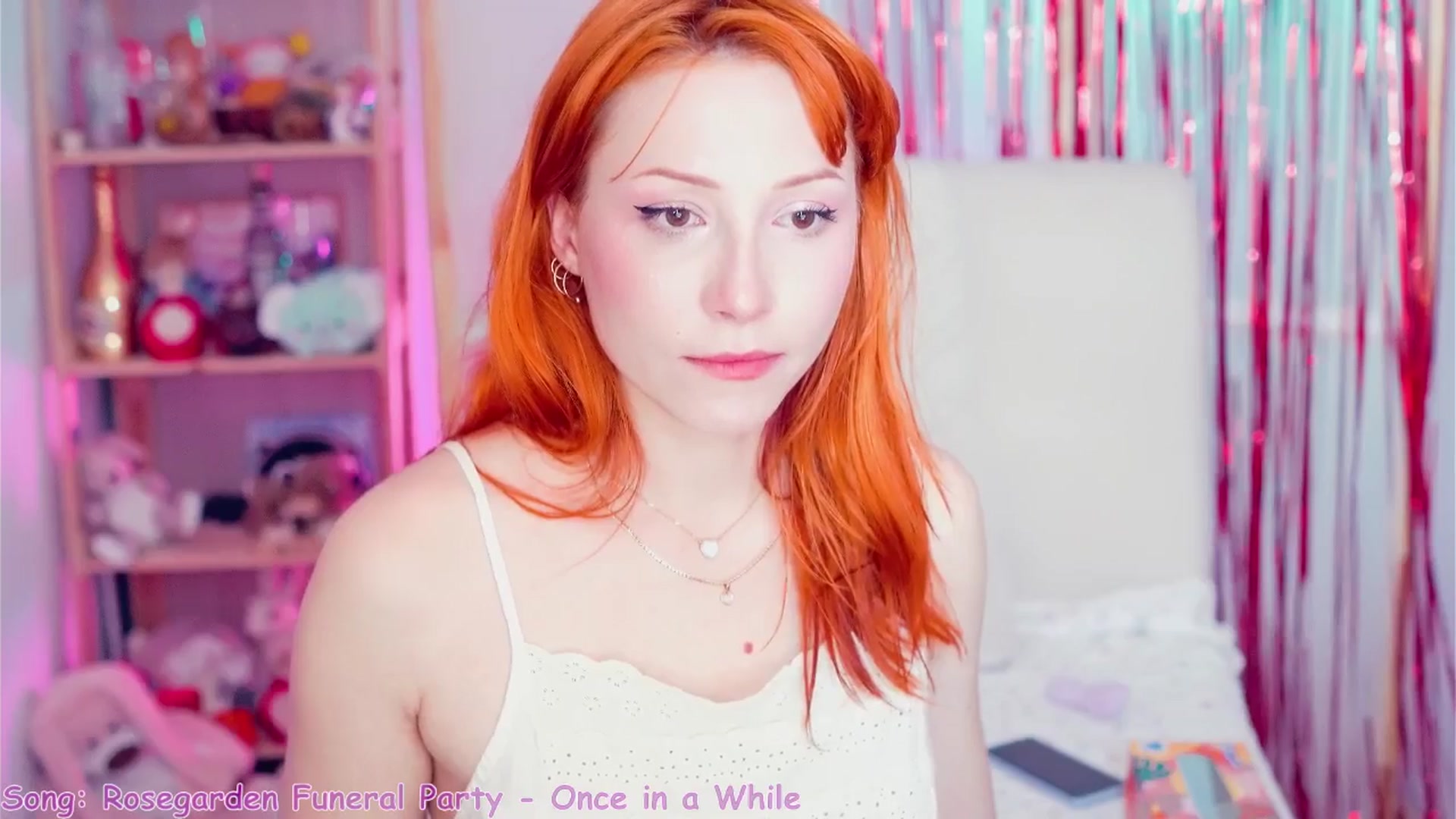 Gallery image thumbnail from Purrelove's myfreecams stream on, 04/06/2025, 07:56 image 16 of 20