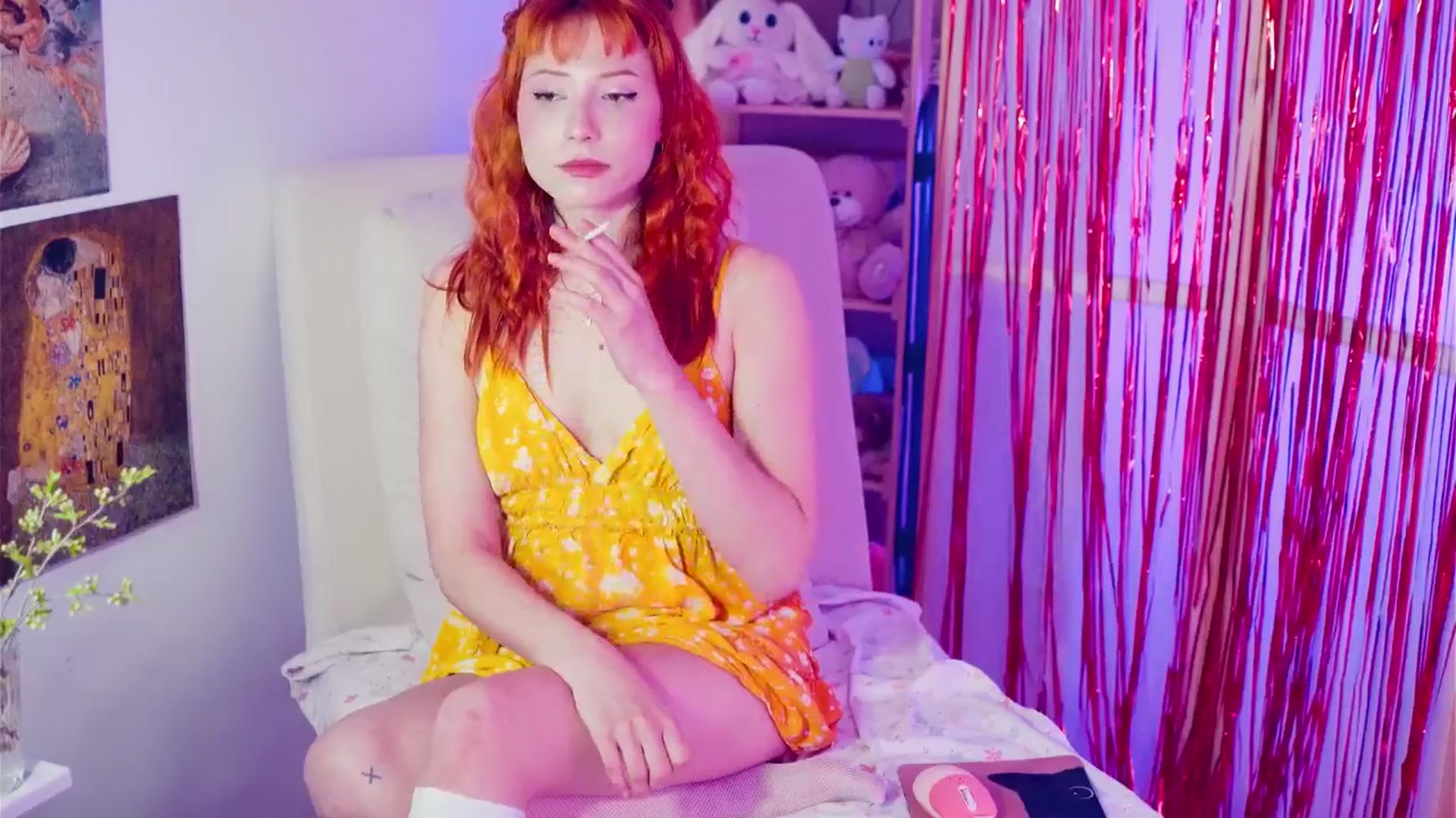 Gallery image thumbnail from Purrelove's myfreecams stream on, 04/25/2025, 07:30 image 18 of 20