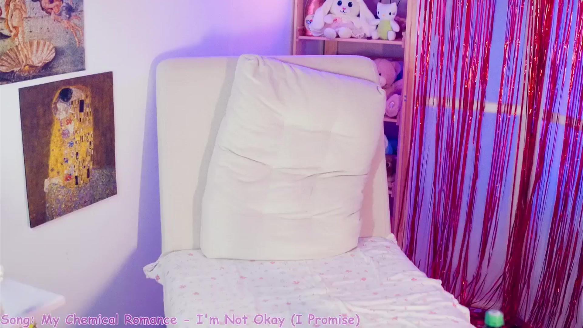 Gallery image thumbnail from Purrelove's myfreecams stream on, 04/27/2025, 09:15 image 4 of 20