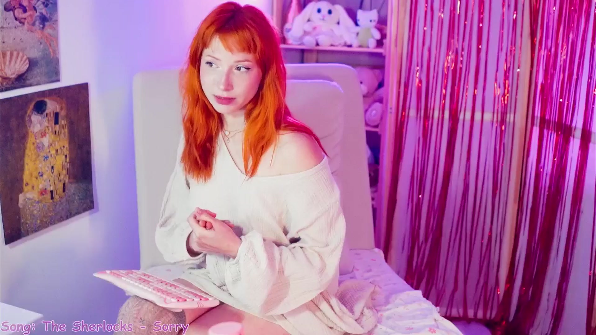 Gallery image thumbnail from Purrelove's myfreecams stream on, 04/28/2025, 08:36 image 11 of 20
