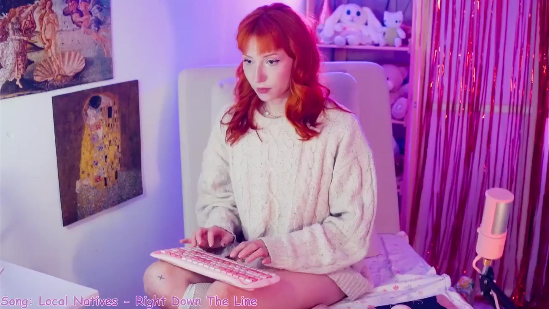 Gallery image thumbnail from Purrelove's myfreecams stream on, 04/30/2025, 07:51 image 13 of 20