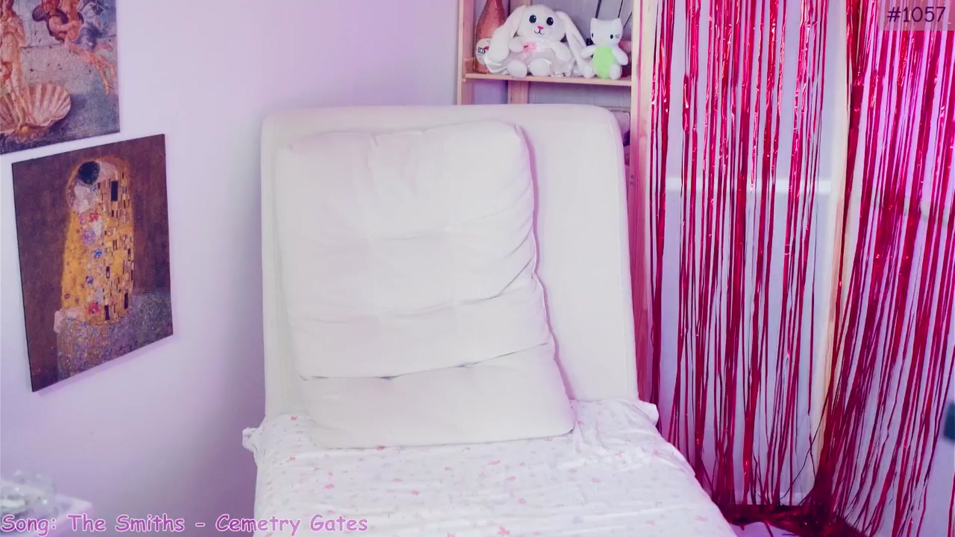 Gallery image thumbnail from Purrelove's myfreecams stream on, 05/10/2025, 08:19 image 1 of 20