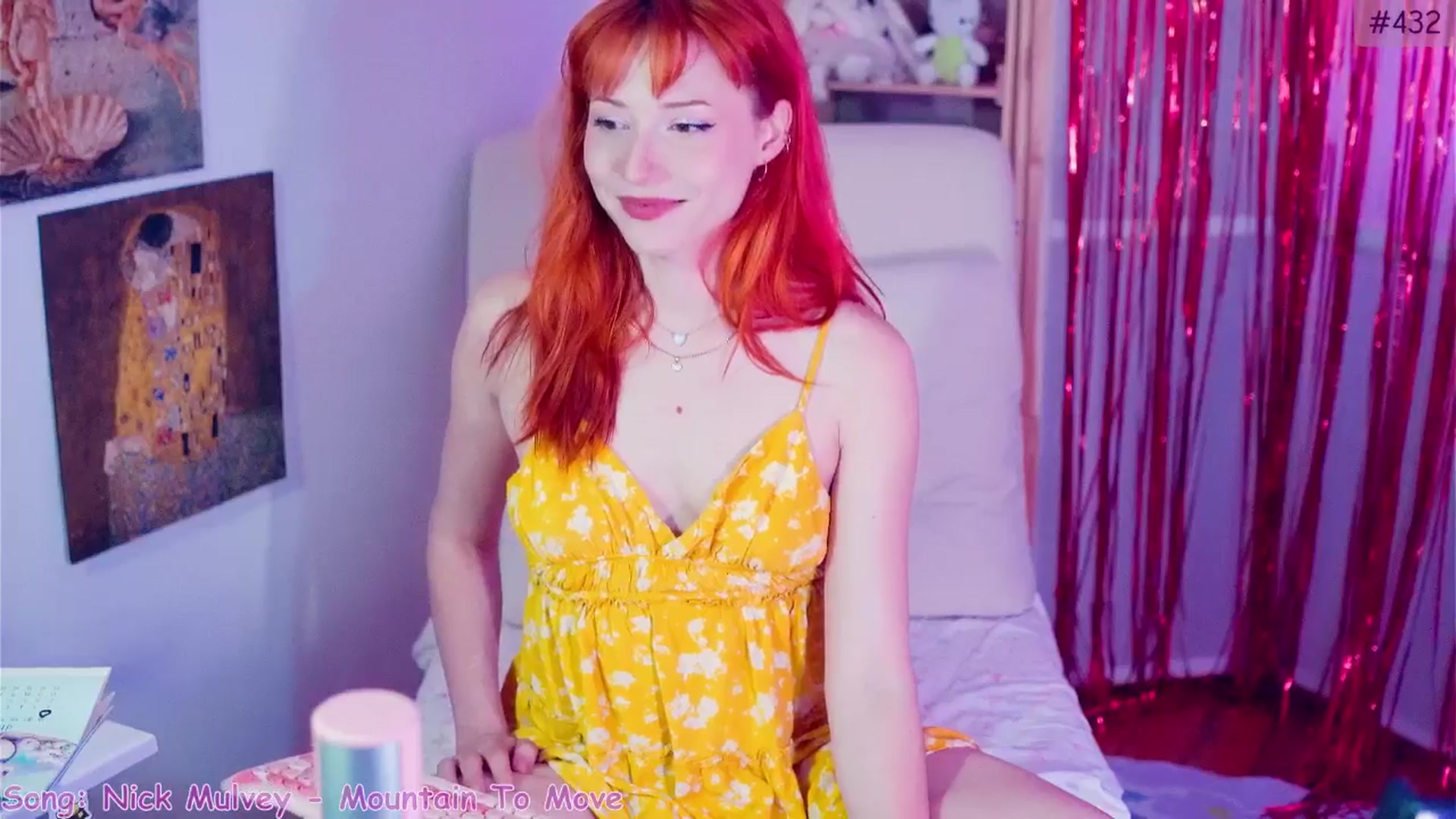Gallery image thumbnail from Purrelove's myfreecams stream on, 06/02/2025, 08:50 image 11 of 20