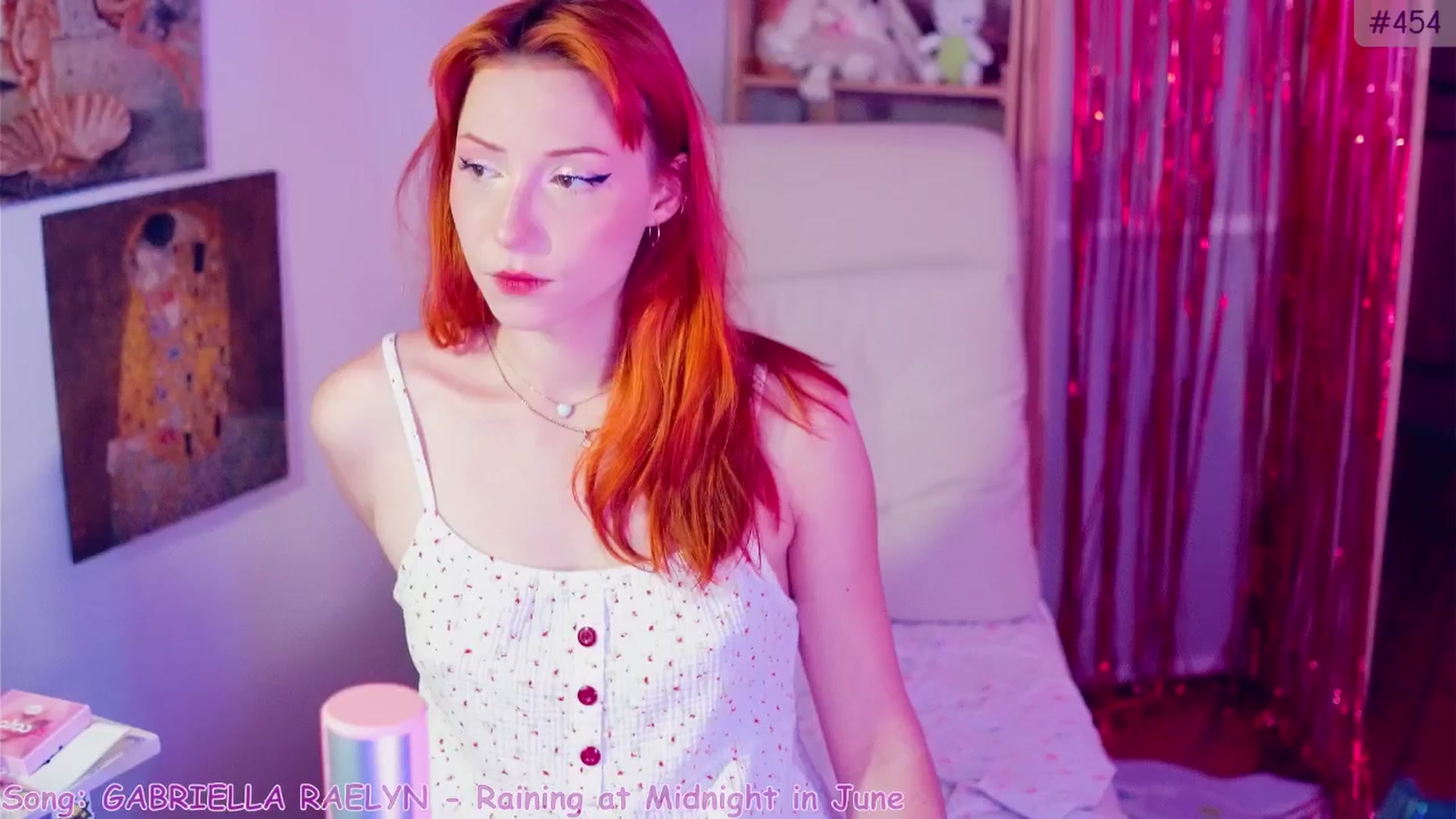 Gallery image thumbnail from Purrelove's myfreecams stream on, 06/03/2025, 07:25 image 12 of 20