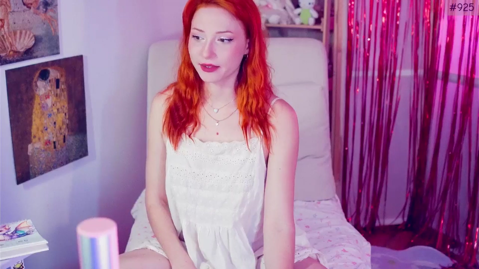 Gallery image thumbnail from Purrelove's myfreecams stream on, 06/07/2025, 08:55 image 3 of 20