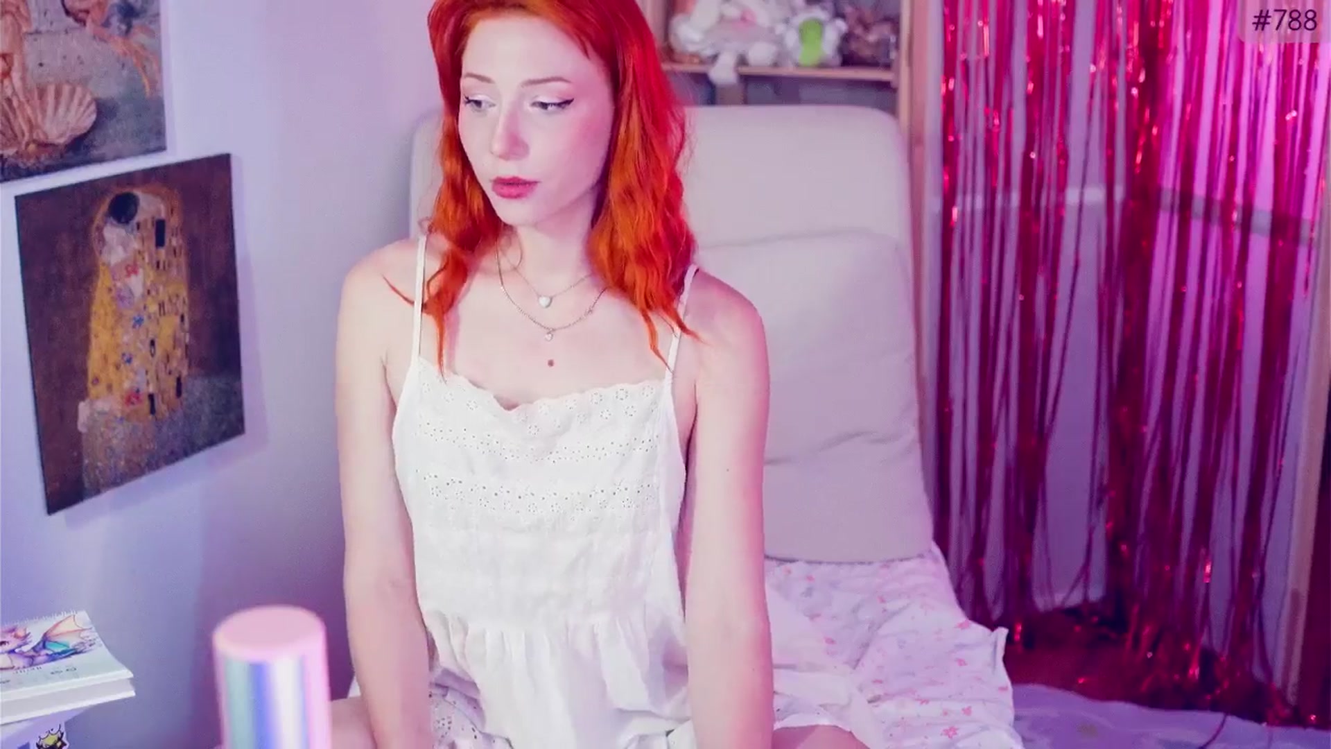 Gallery image thumbnail from Purrelove's myfreecams stream on, 06/07/2025, 08:55 image 14 of 20