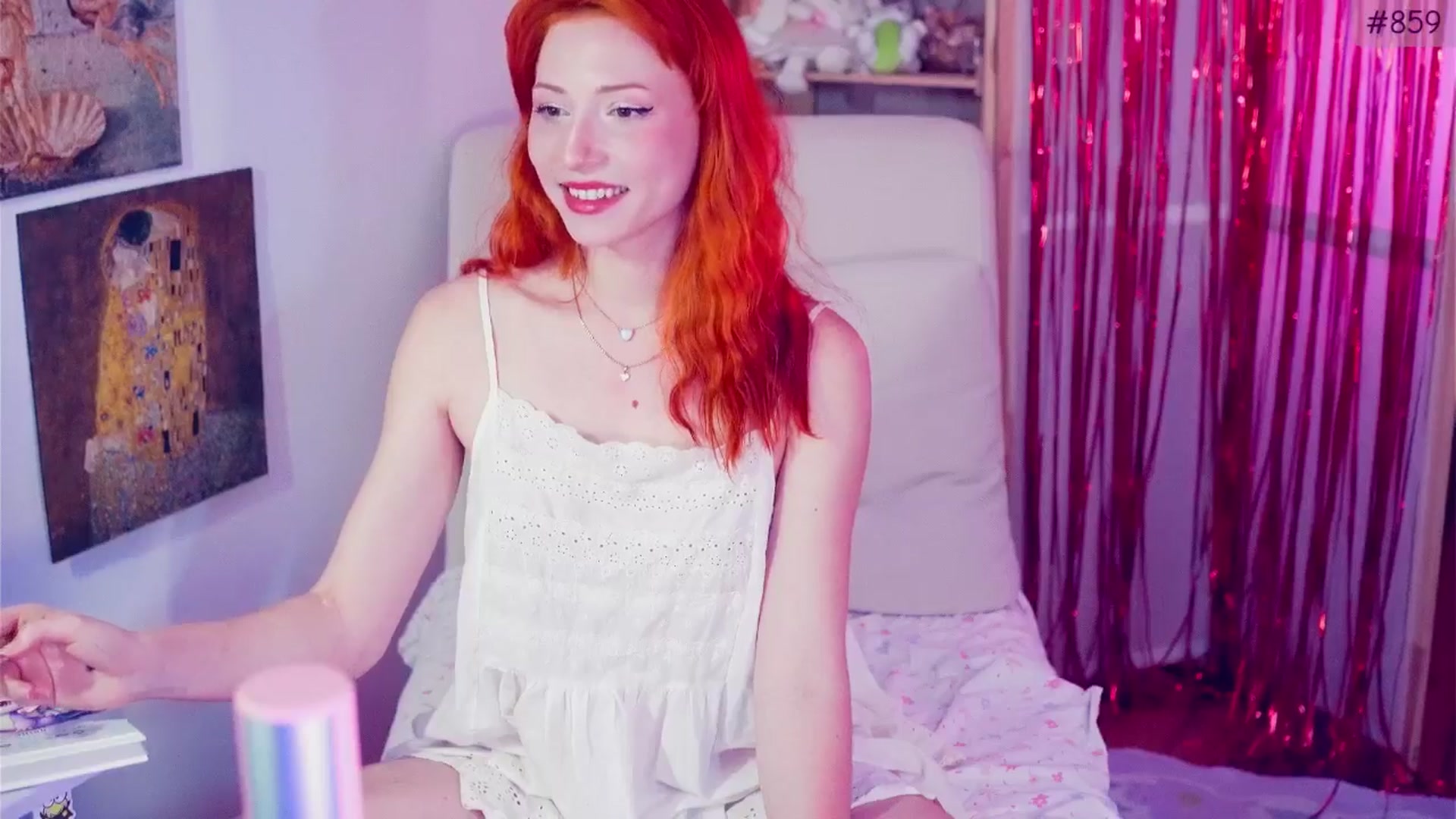 Gallery image thumbnail from Purrelove's myfreecams stream on, 06/07/2025, 08:55 image 13 of 20