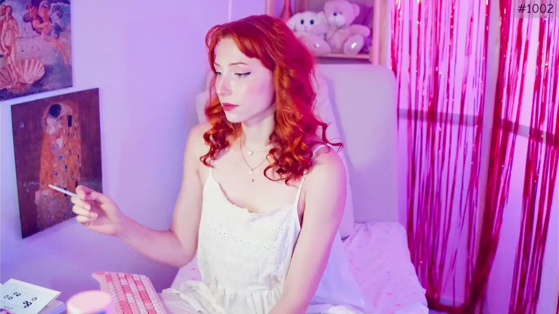 Gallery image thumbnail from Purrelove's myfreecams stream on, 06/22/2025, 06:12 image 19 of 20