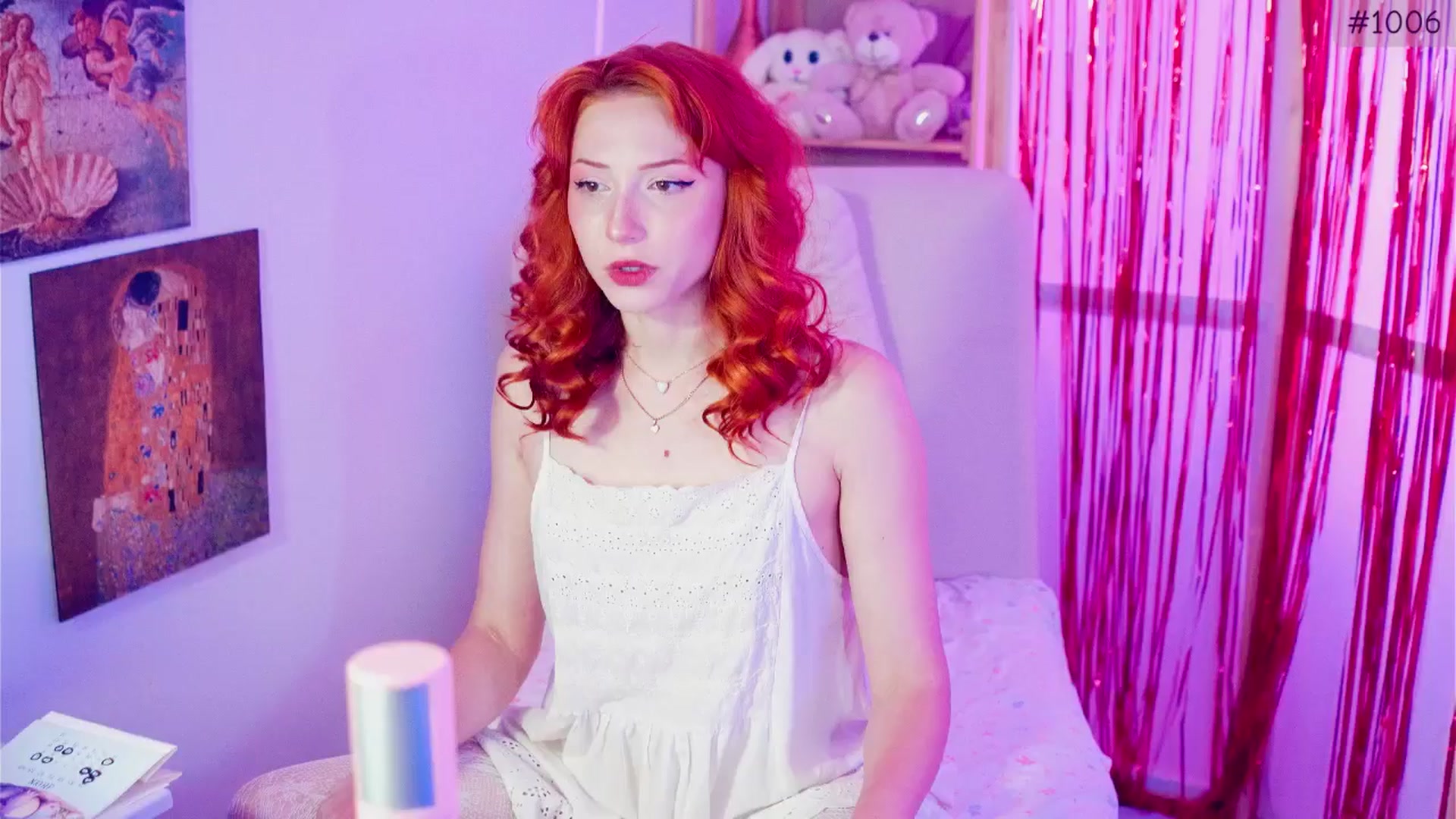 Gallery image thumbnail from Purrelove's myfreecams stream on, 06/22/2025, 06:12 image 3 of 20