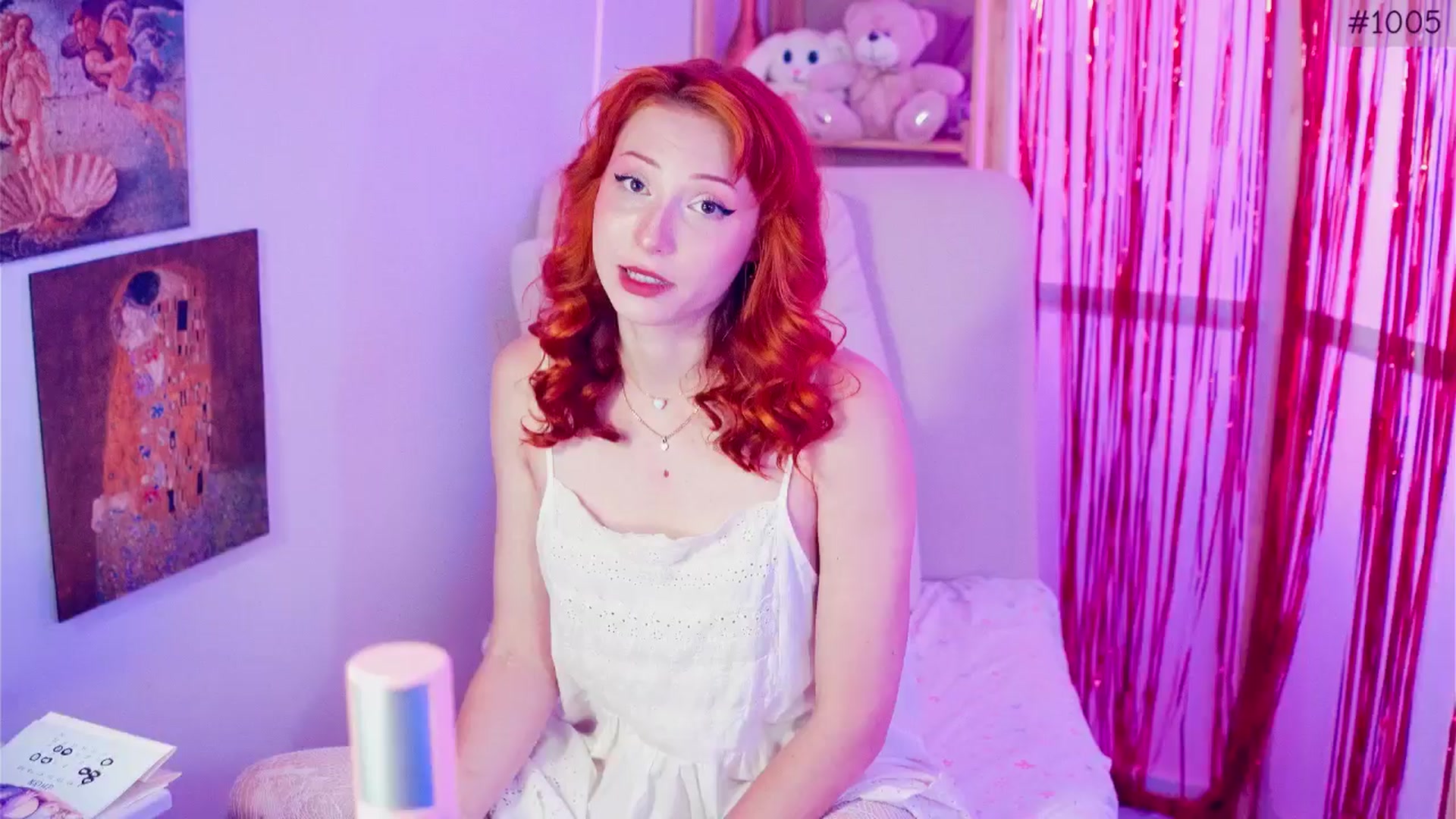 Gallery image thumbnail from Purrelove's myfreecams stream on, 06/22/2025, 06:12 image 5 of 20