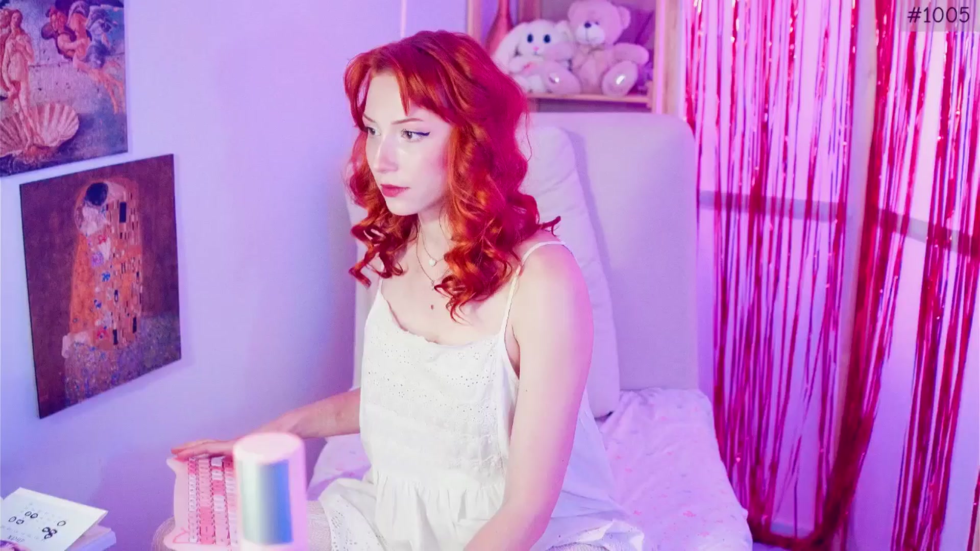 Gallery image thumbnail from Purrelove's myfreecams stream on, 06/22/2025, 06:12 image 8 of 20