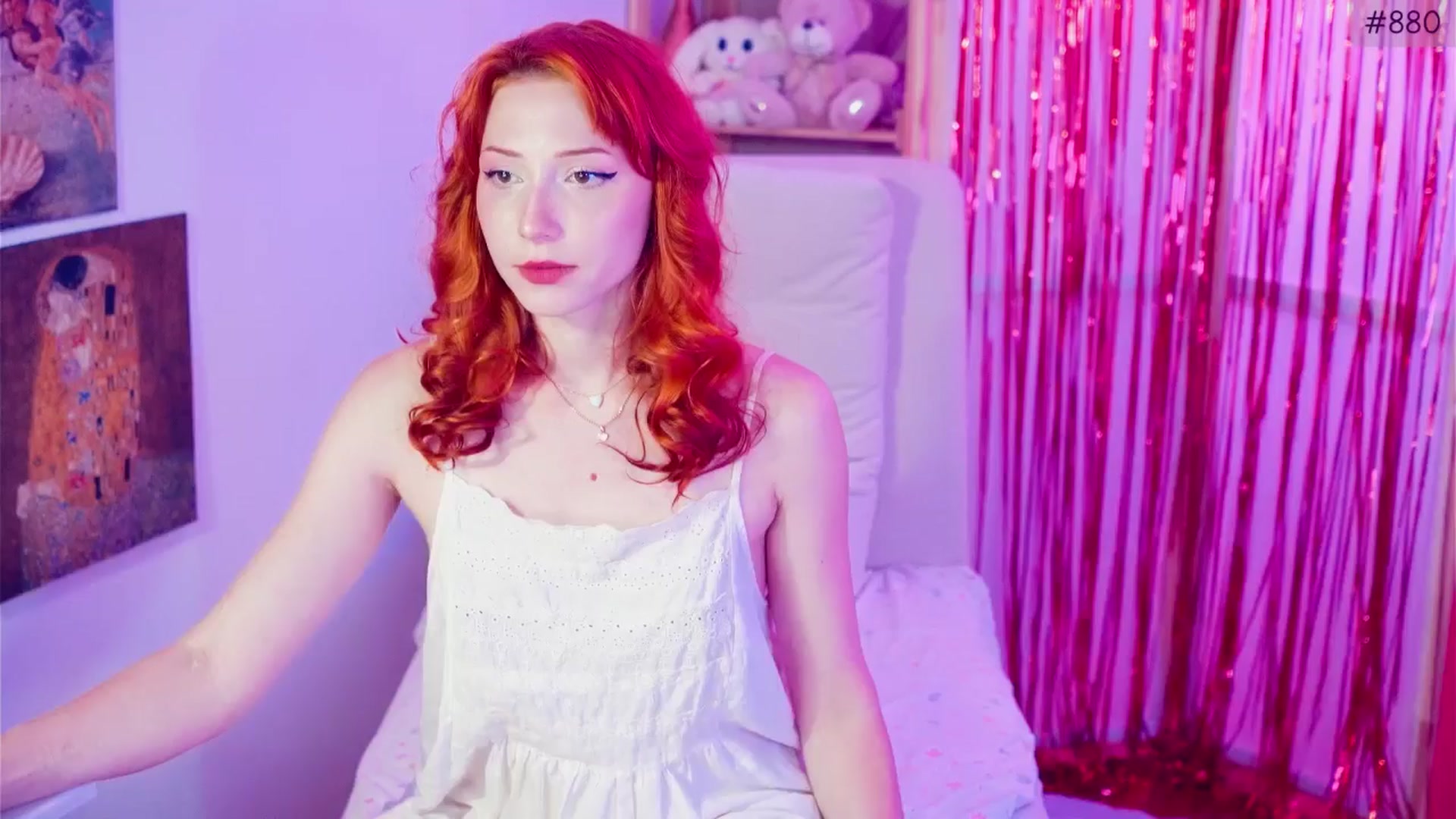 Gallery image thumbnail from Purrelove's myfreecams stream on, 06/22/2025, 09:08 image 15 of 20