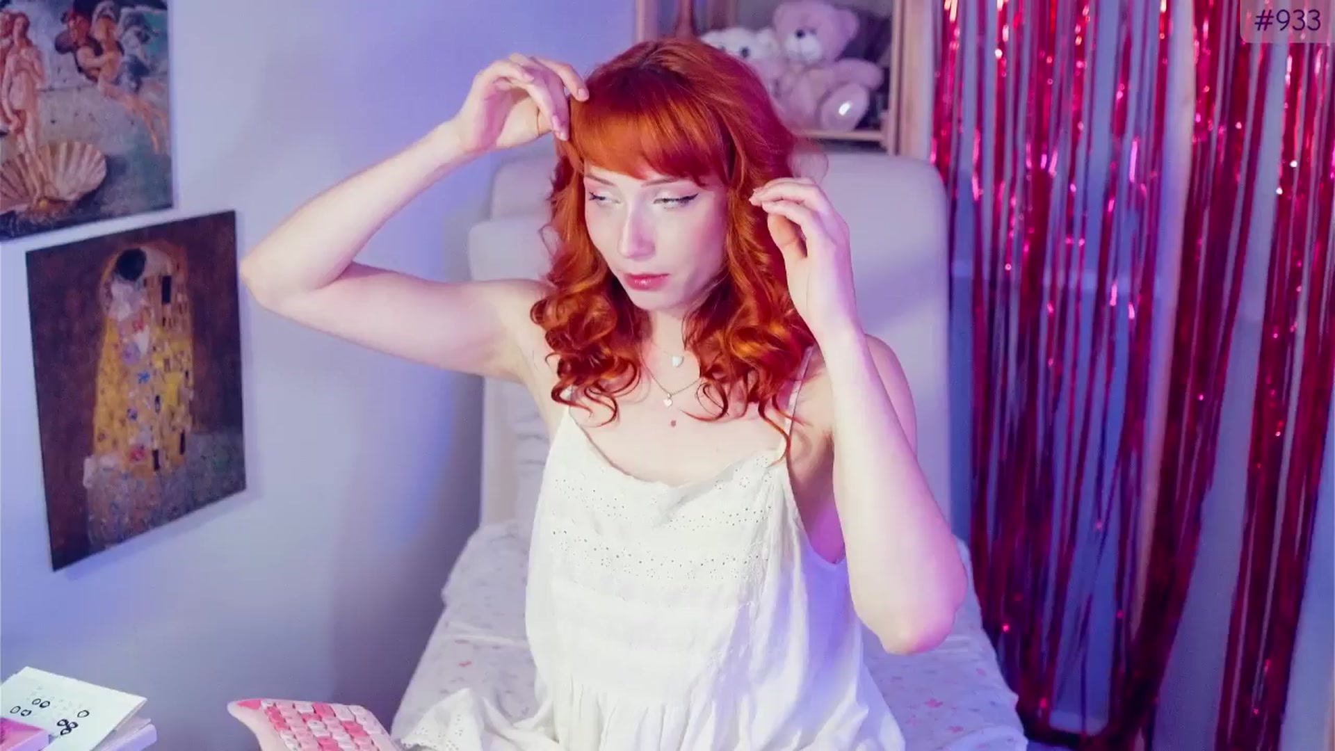 Gallery image thumbnail from Purrelove's myfreecams stream on, 06/22/2025, 09:08 image 7 of 20