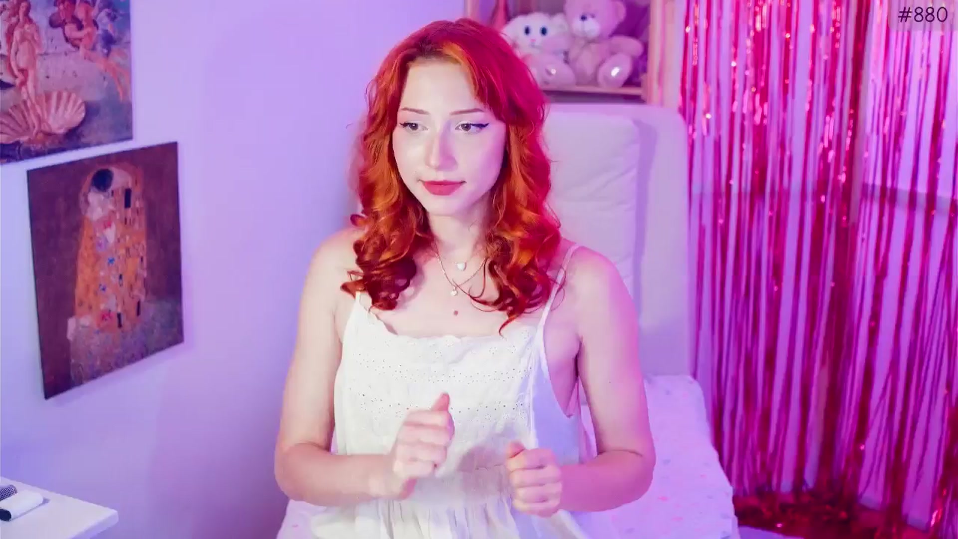 Gallery image thumbnail from Purrelove's myfreecams stream on, 06/22/2025, 09:08 image 16 of 20
