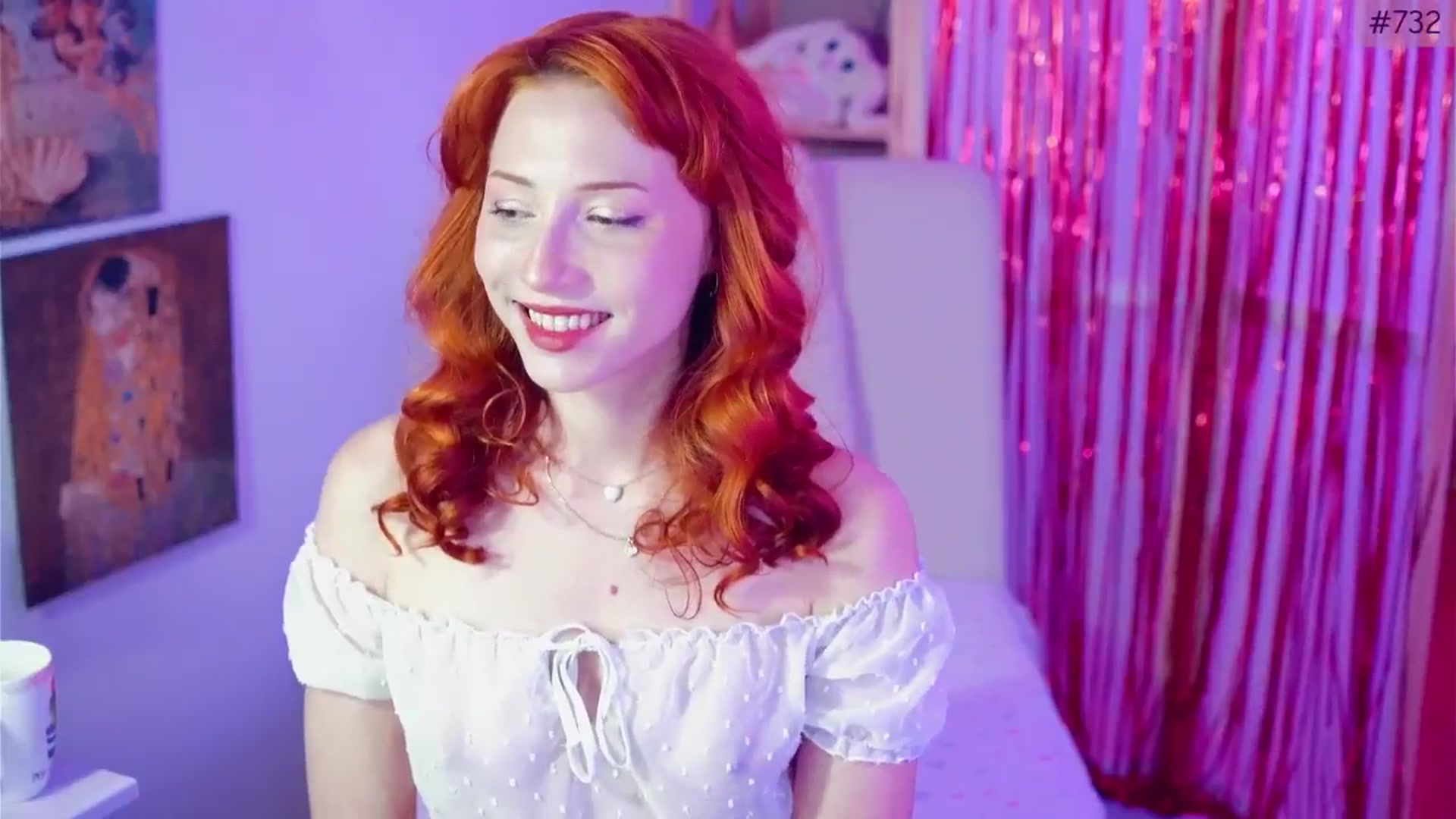 Gallery image thumbnail from Purrelove's myfreecams stream on, 06/24/2025, 08:06 image 18 of 20