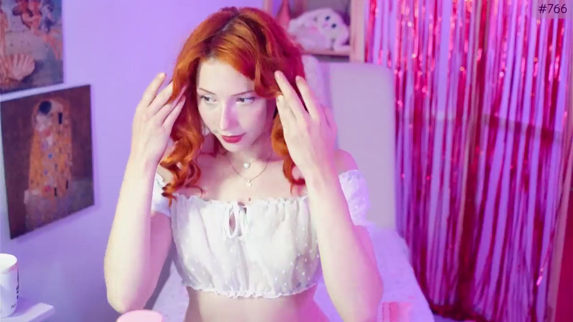 Gallery image thumbnail from Purrelove's myfreecams stream on, 06/24/2025, 08:06 image 11 of 20
