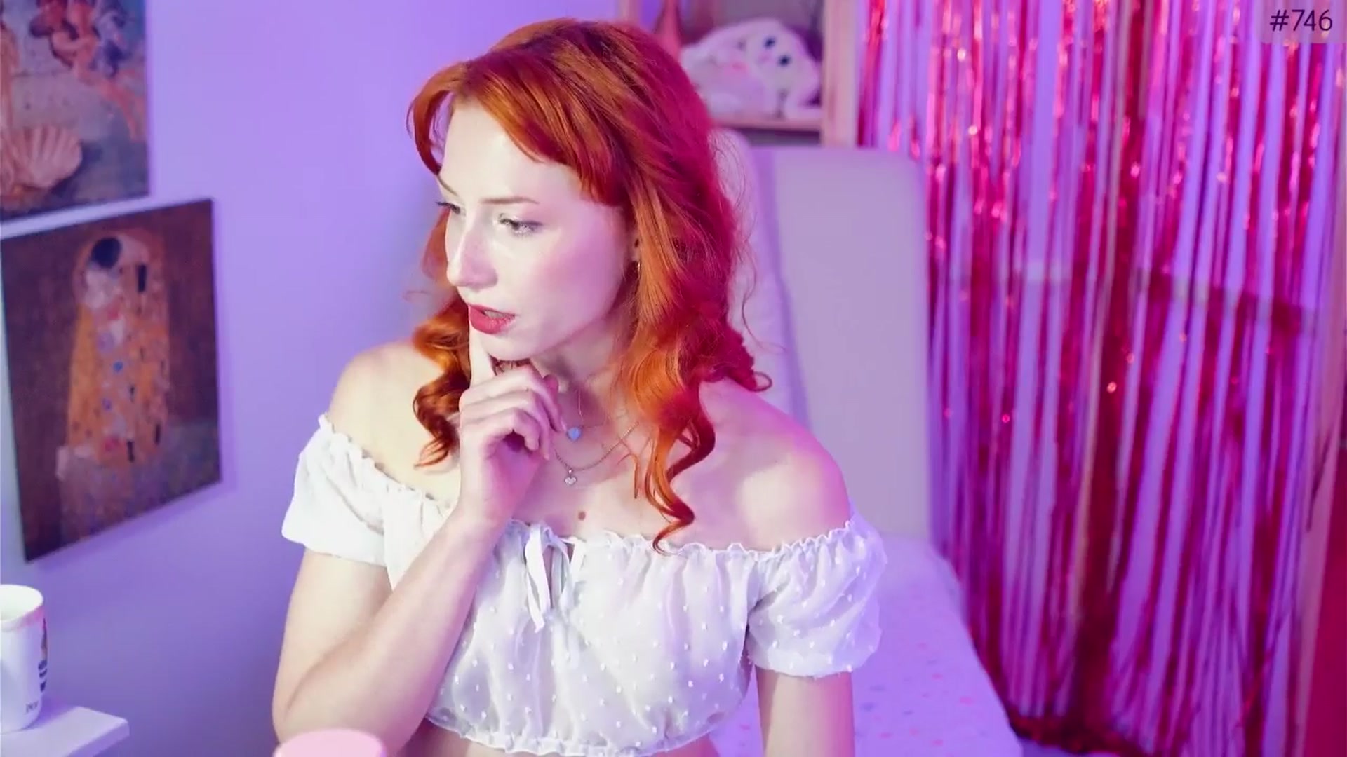 Gallery image thumbnail from Purrelove's myfreecams stream on, 06/24/2025, 08:06 image 14 of 20