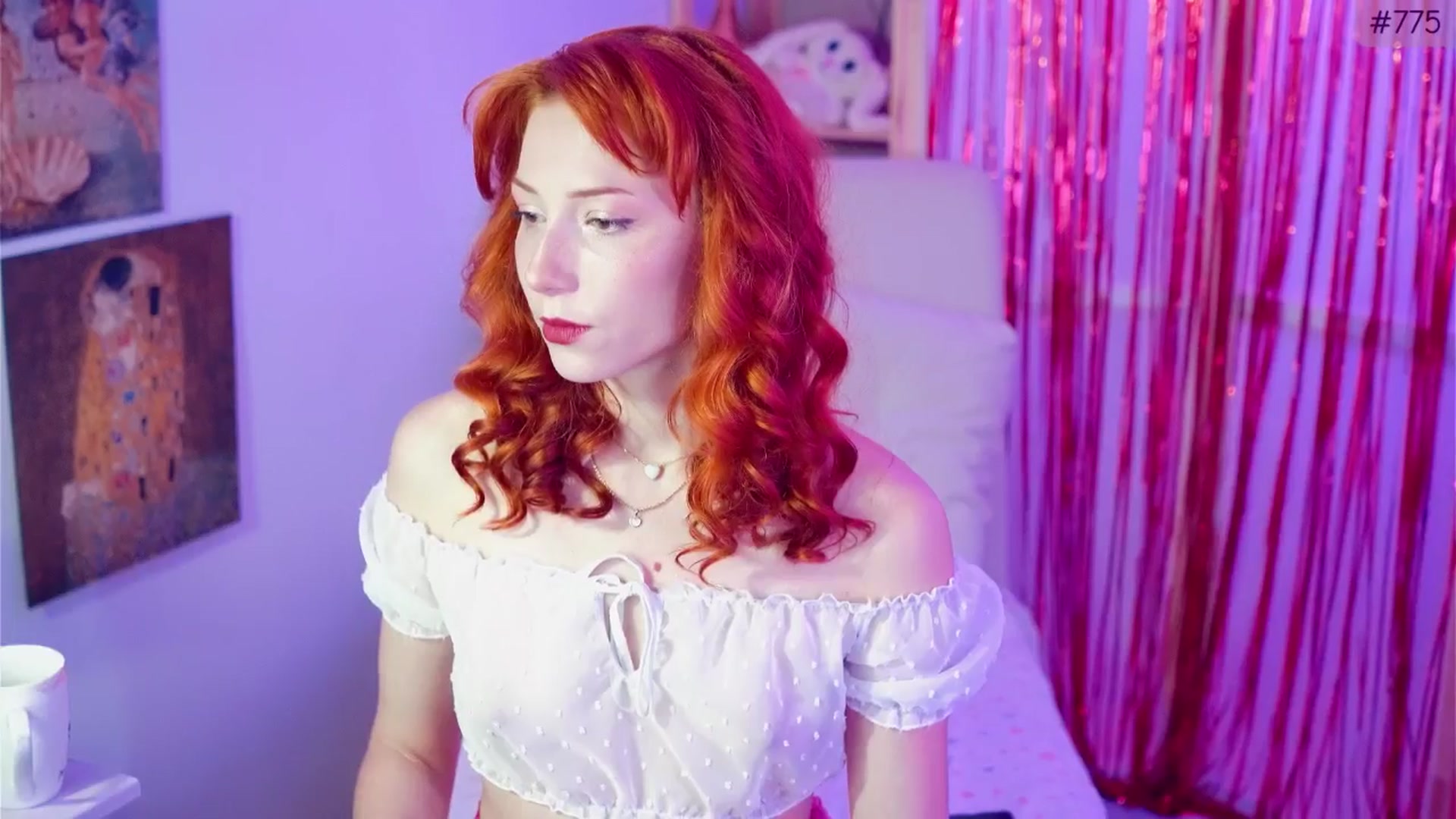 Gallery image thumbnail from Purrelove's myfreecams stream on, 06/24/2025, 08:06 image 5 of 20