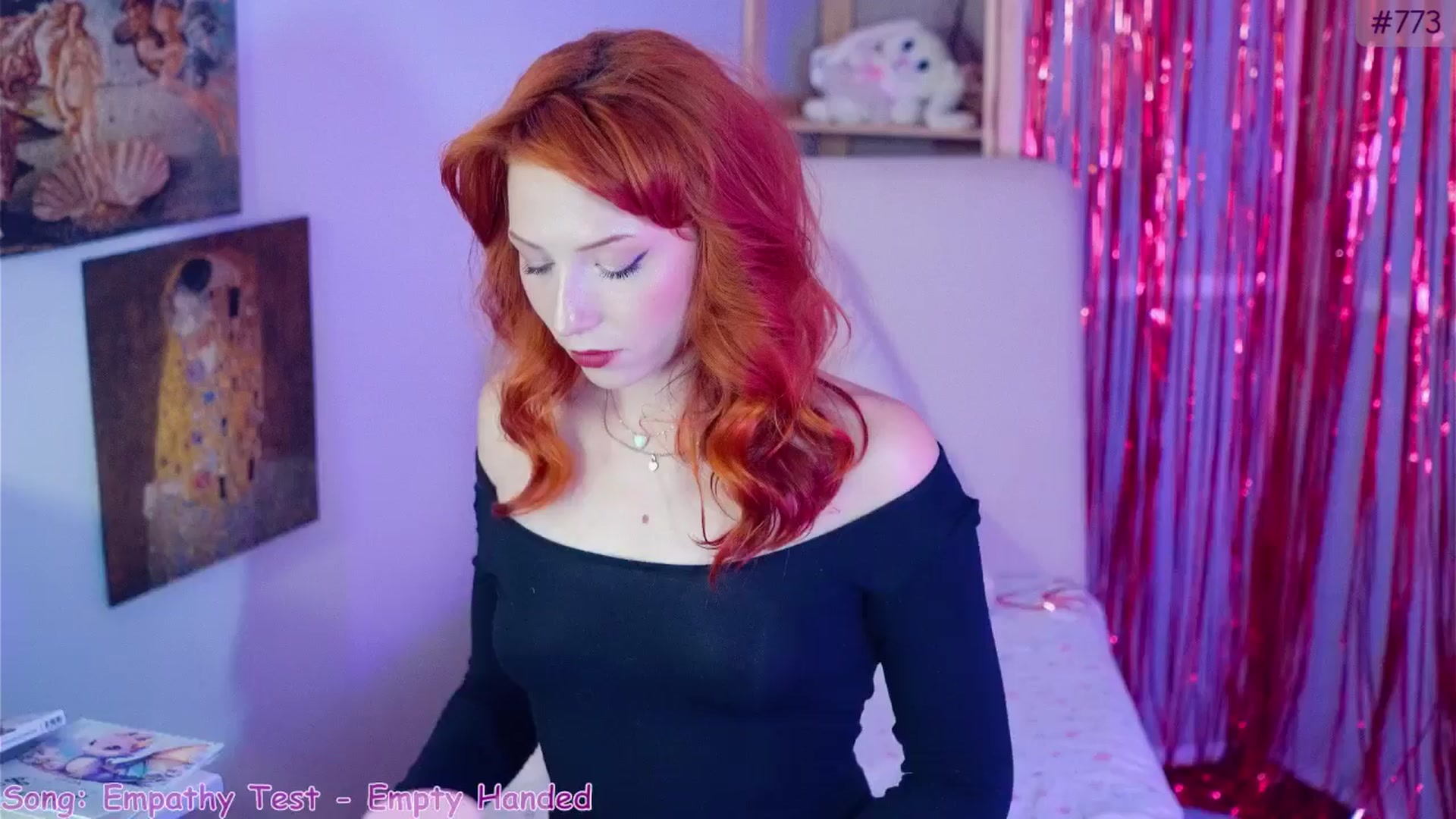 Gallery image thumbnail from Purrelove's myfreecams stream on, 06/26/2025, 07:37 image 20 of 20