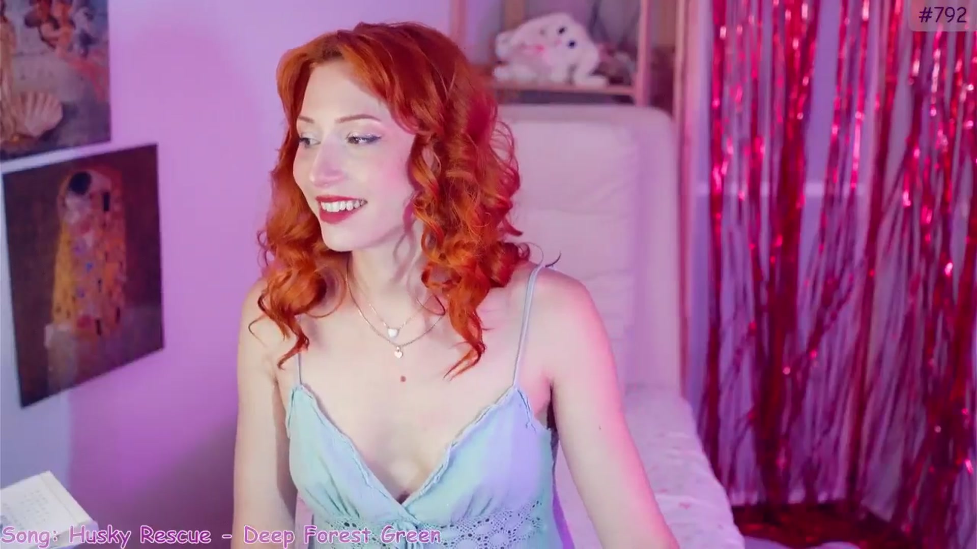 Gallery image thumbnail from Purrelove's myfreecams stream on, 06/27/2025, 07:22 image 15 of 20
