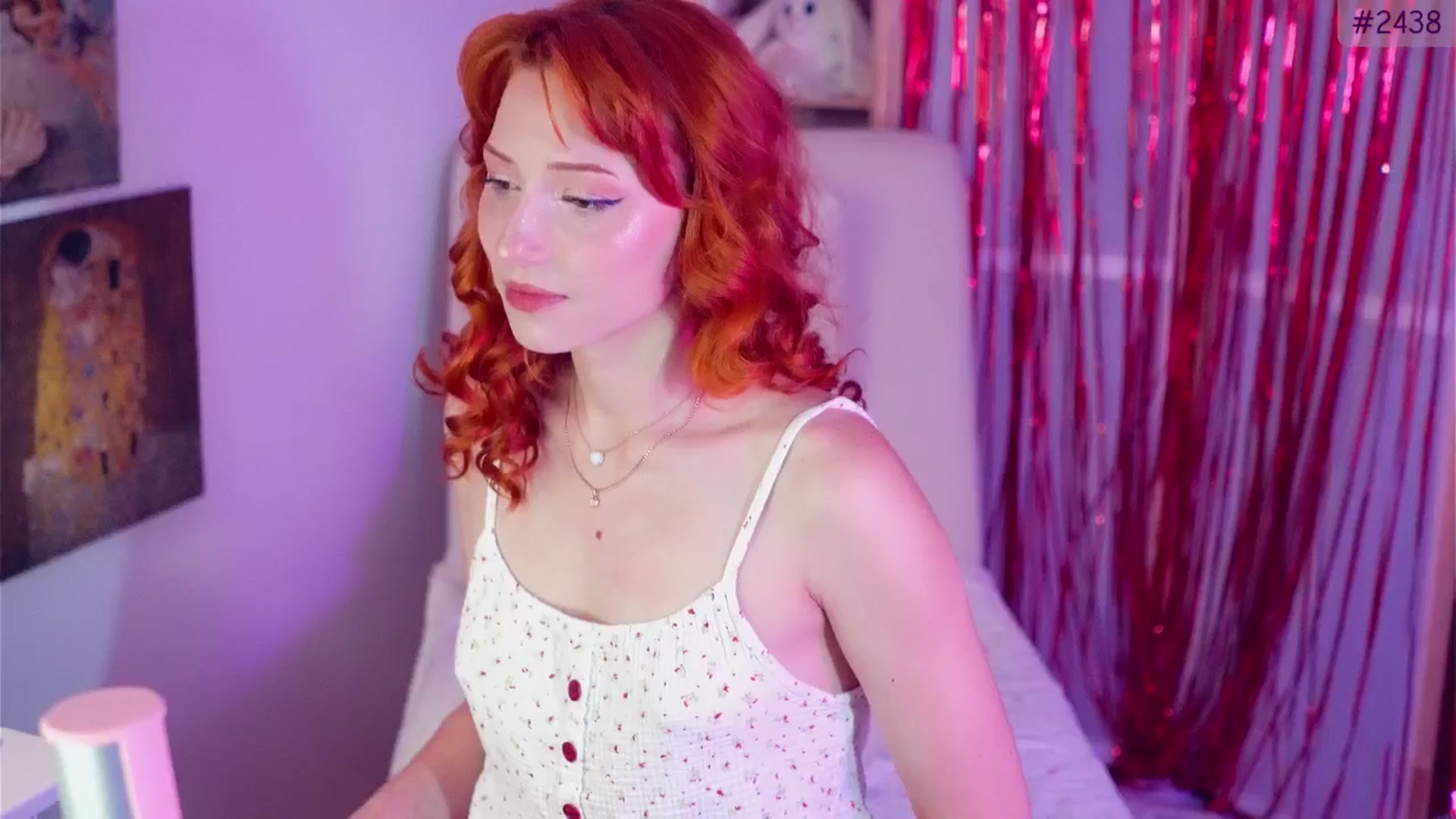 Gallery image thumbnail from Purrelove's myfreecams stream on, 07/04/2025, 07:59 image 12 of 20