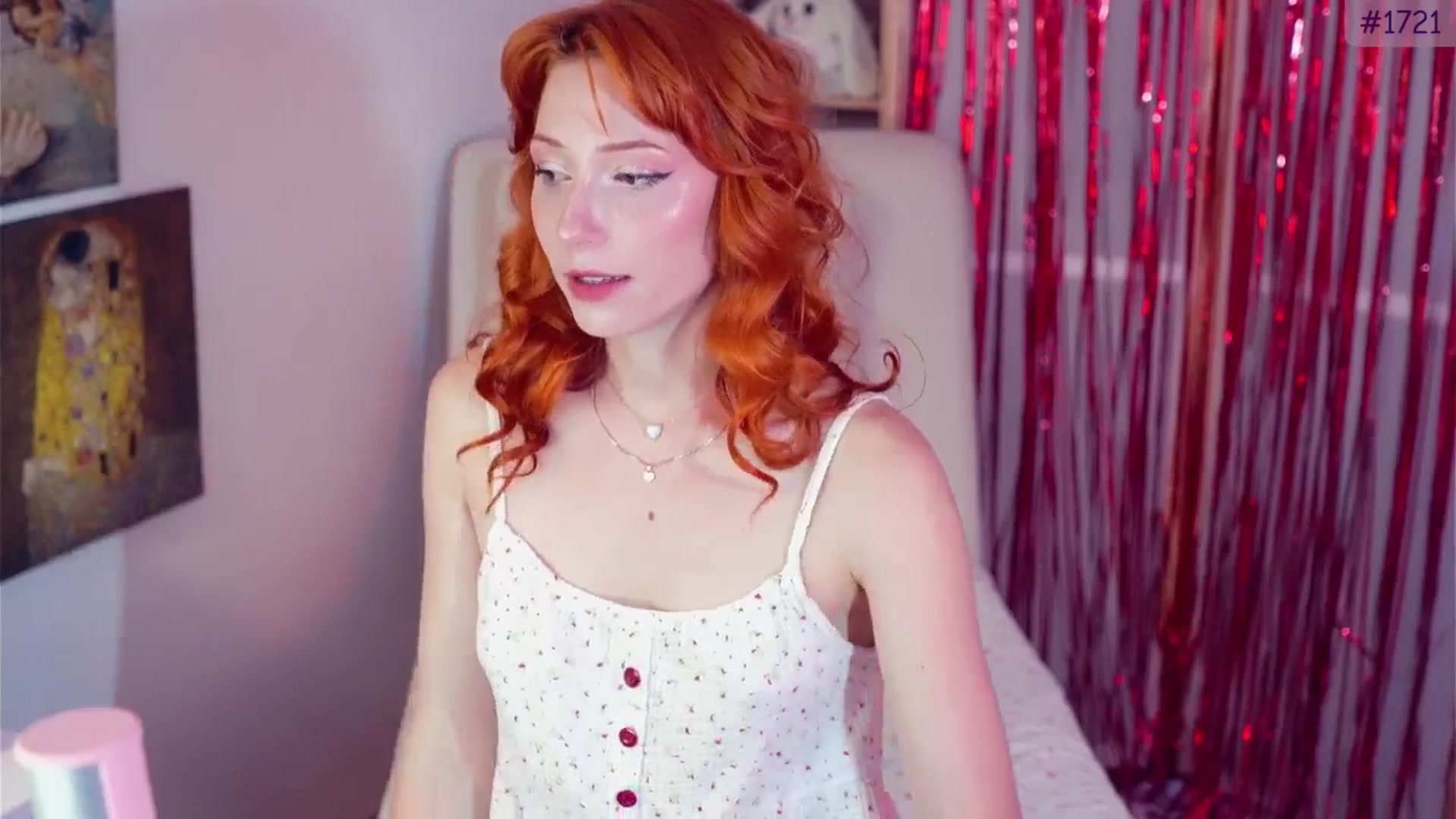 Gallery image thumbnail from Purrelove's myfreecams stream on, 07/04/2025, 09:49 image 18 of 20
