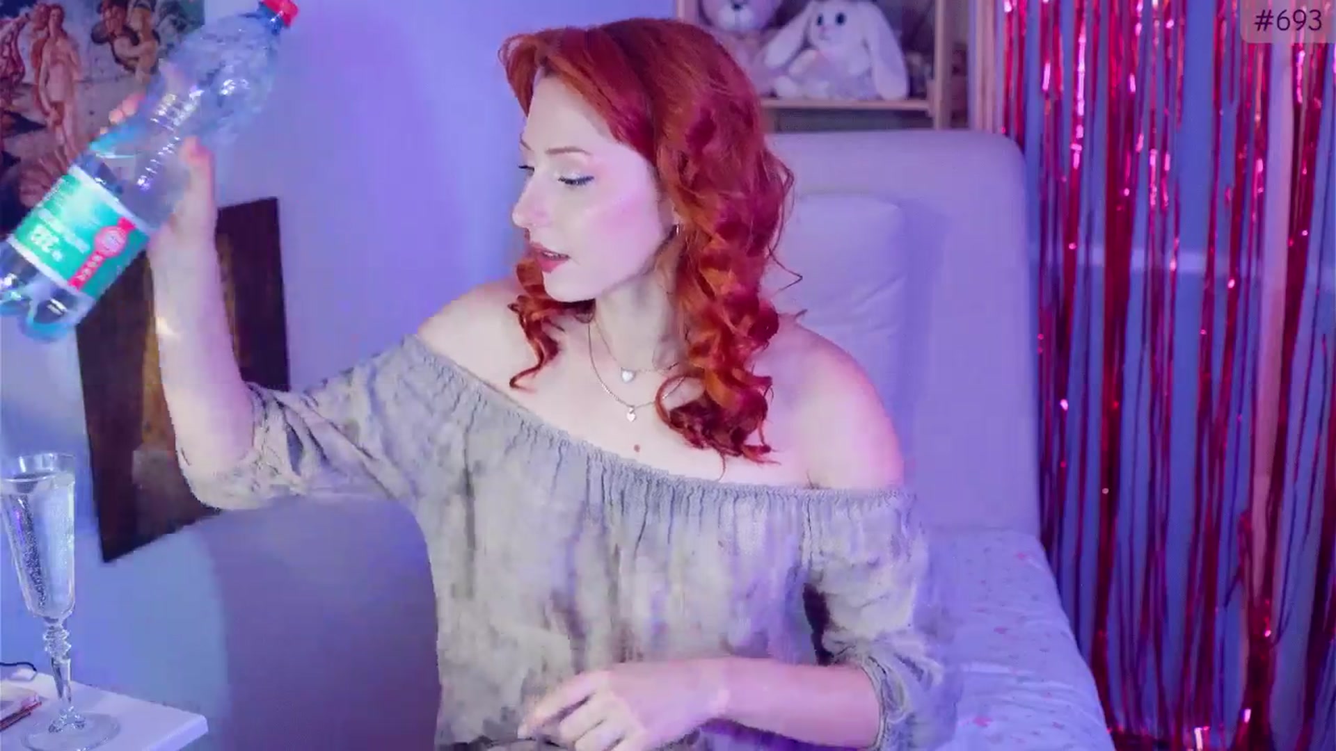 Gallery image thumbnail from Purrelove's myfreecams stream on, 07/09/2025, 07:24 image 4 of 20