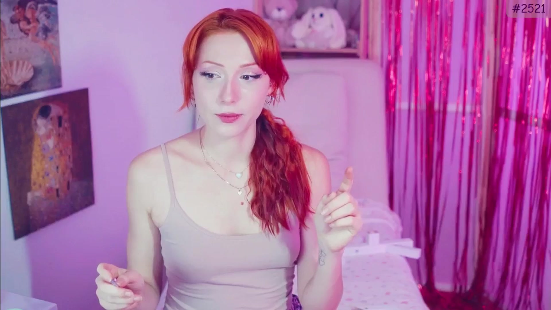 Gallery image thumbnail from Purrelove's myfreecams stream on, 10/07/2025, 09:44 image 3 of 20