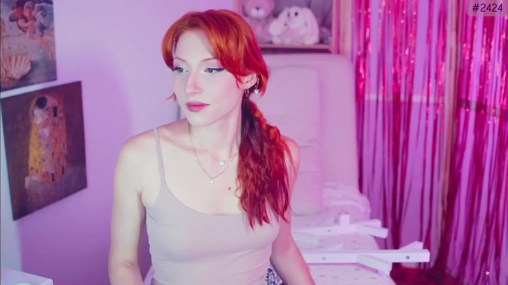Gallery image thumbnail from Purrelove's myfreecams stream on, 10/07/2025, 09:44 image 7 of 20