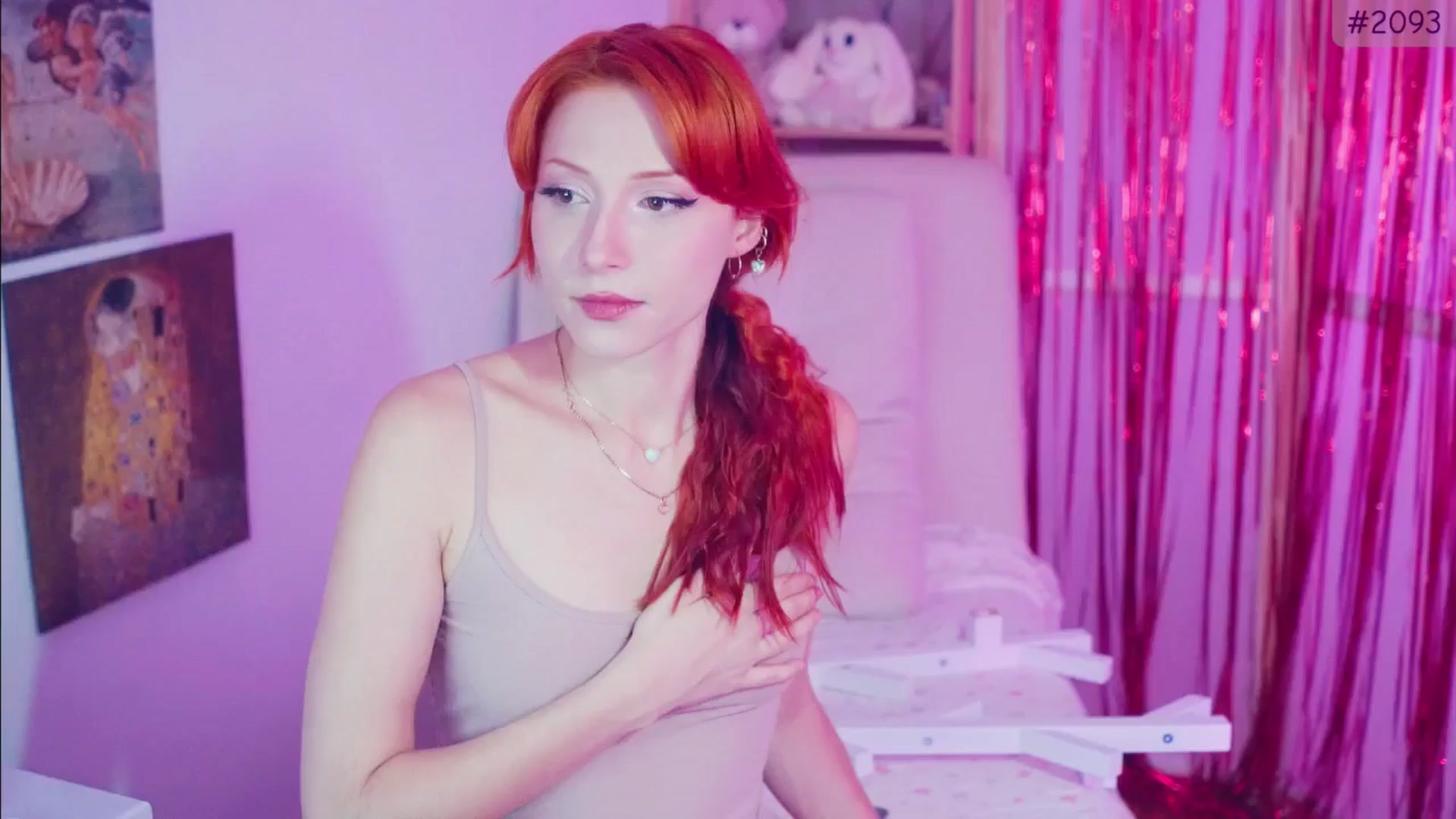 Gallery image thumbnail from Purrelove's myfreecams stream on, 10/07/2025, 09:44 image 13 of 20