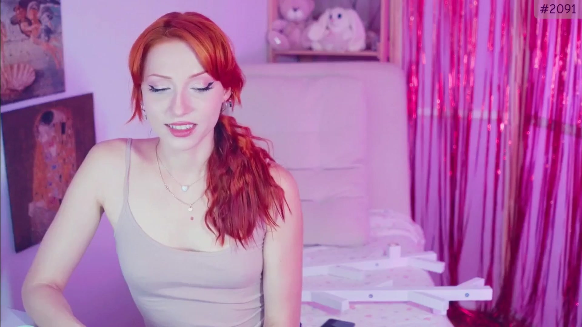 Gallery image thumbnail from Purrelove's myfreecams stream on, 10/07/2025, 09:44 image 11 of 20