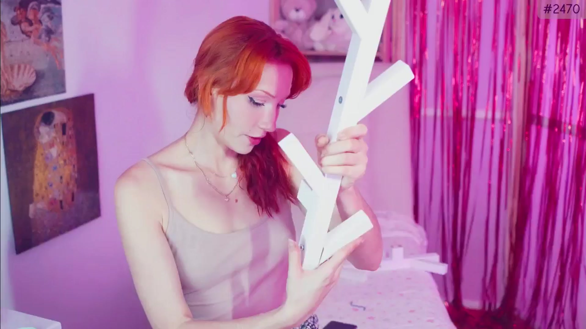 Gallery image thumbnail from Purrelove's myfreecams stream on, 10/07/2025, 09:44 image 6 of 20
