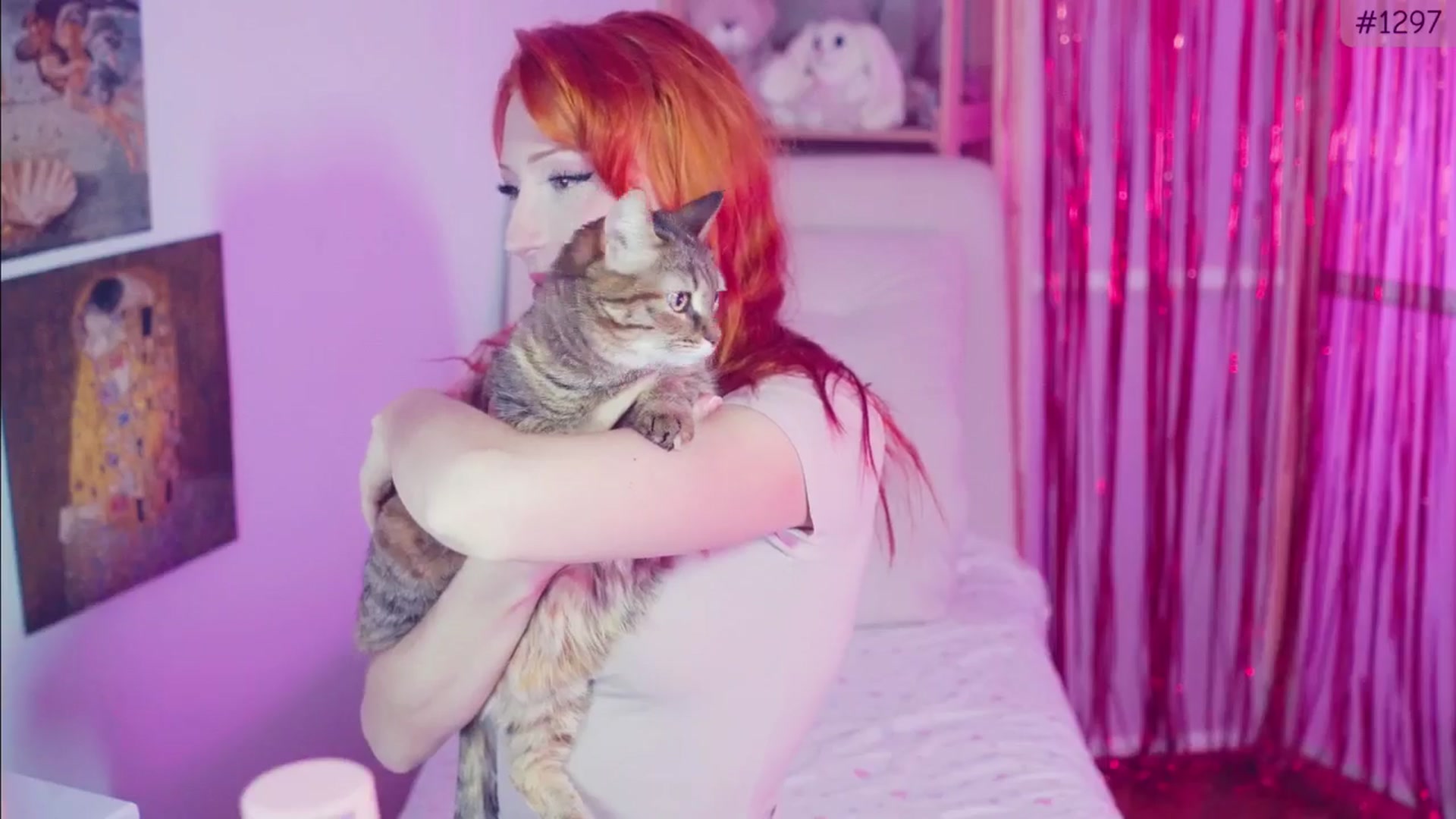 Gallery image thumbnail from Purrelove's myfreecams stream on, 10/08/2025, 06:25 image 5 of 20