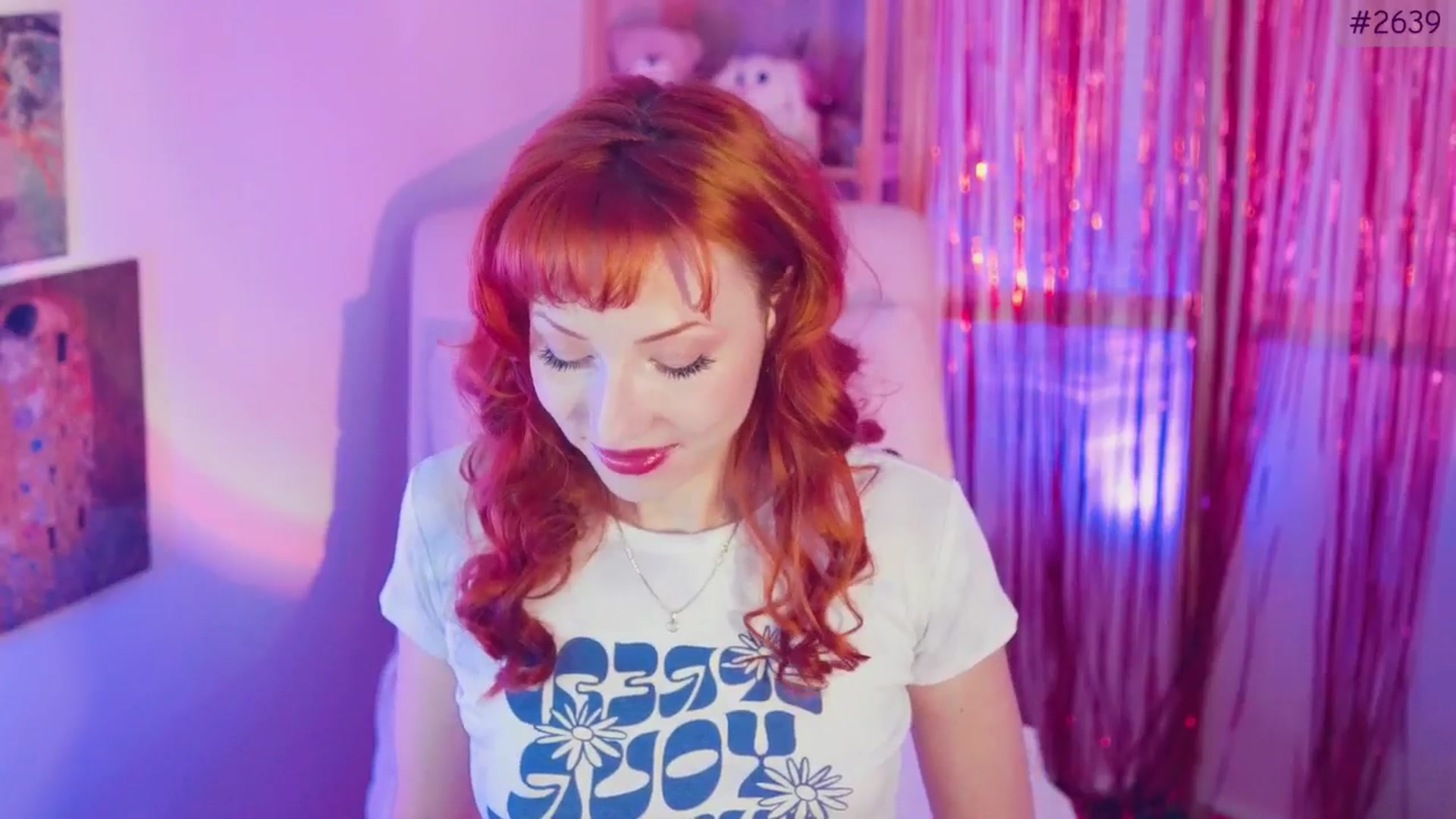 Gallery image thumbnail from Purrelove's myfreecams stream on, 11/21/2025, 07:03 image 8 of 20