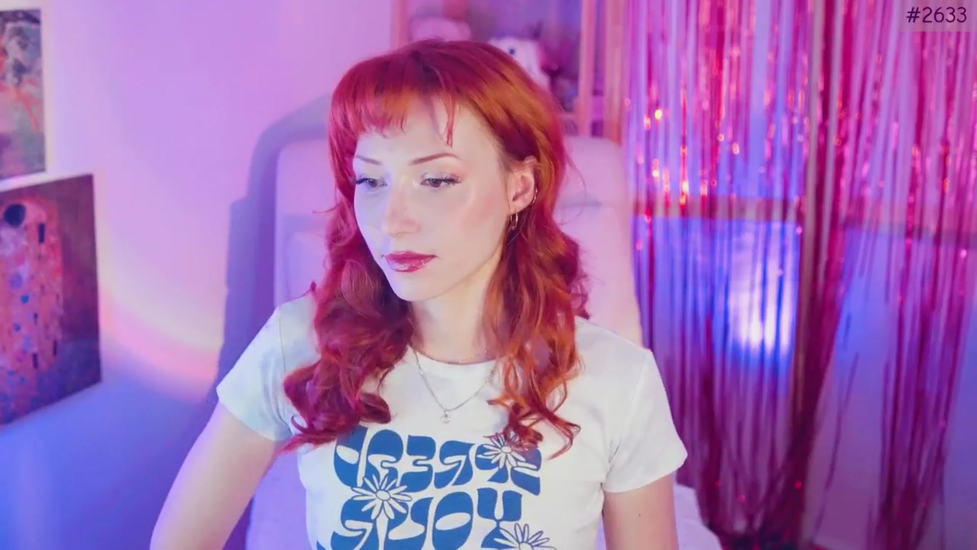 Gallery image thumbnail from Purrelove's myfreecams stream on, 11/21/2025, 07:03 image 14 of 20