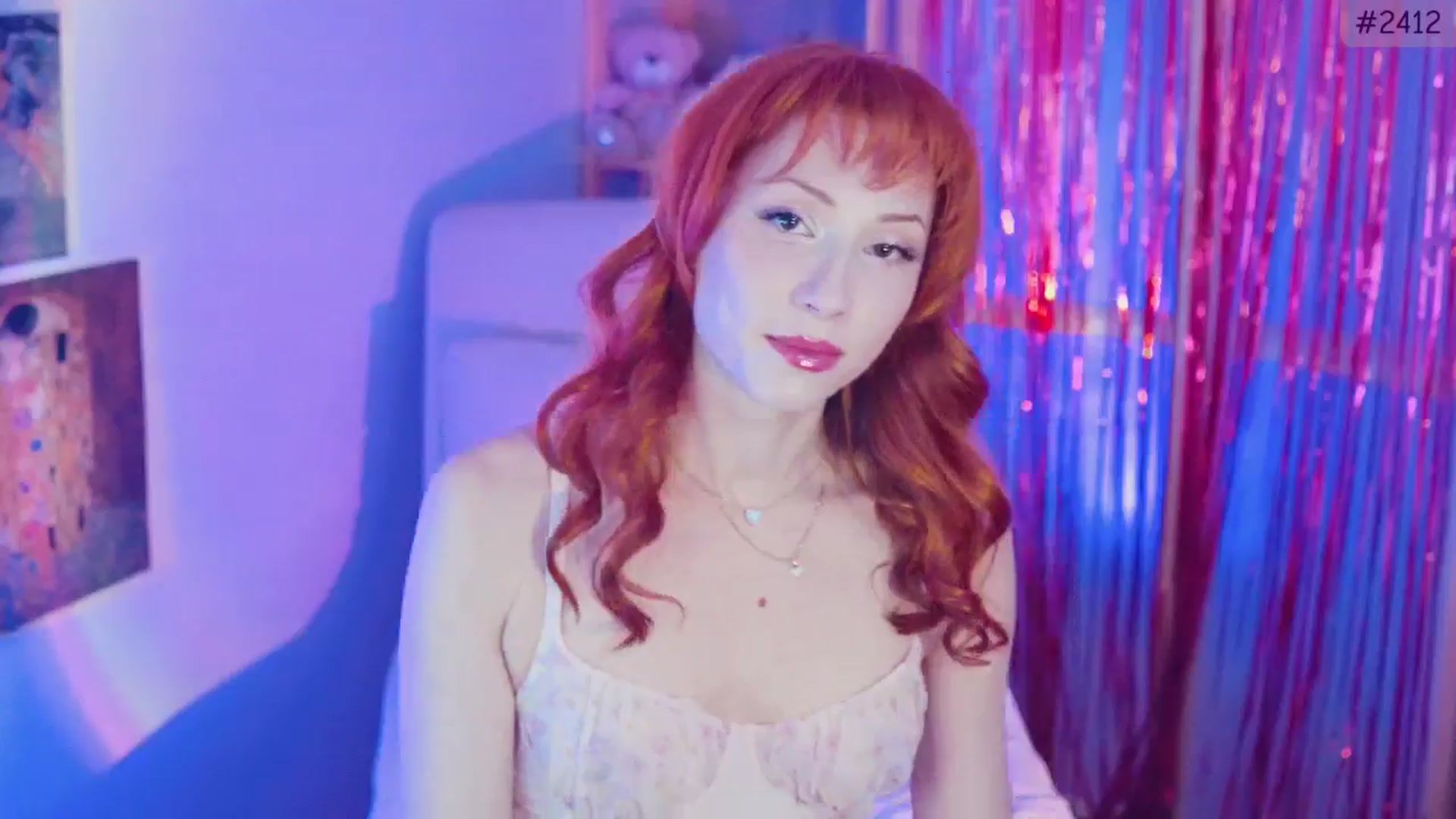 Gallery image thumbnail from Purrelove's myfreecams stream on, 11/21/2025, 08:46 image 16 of 20