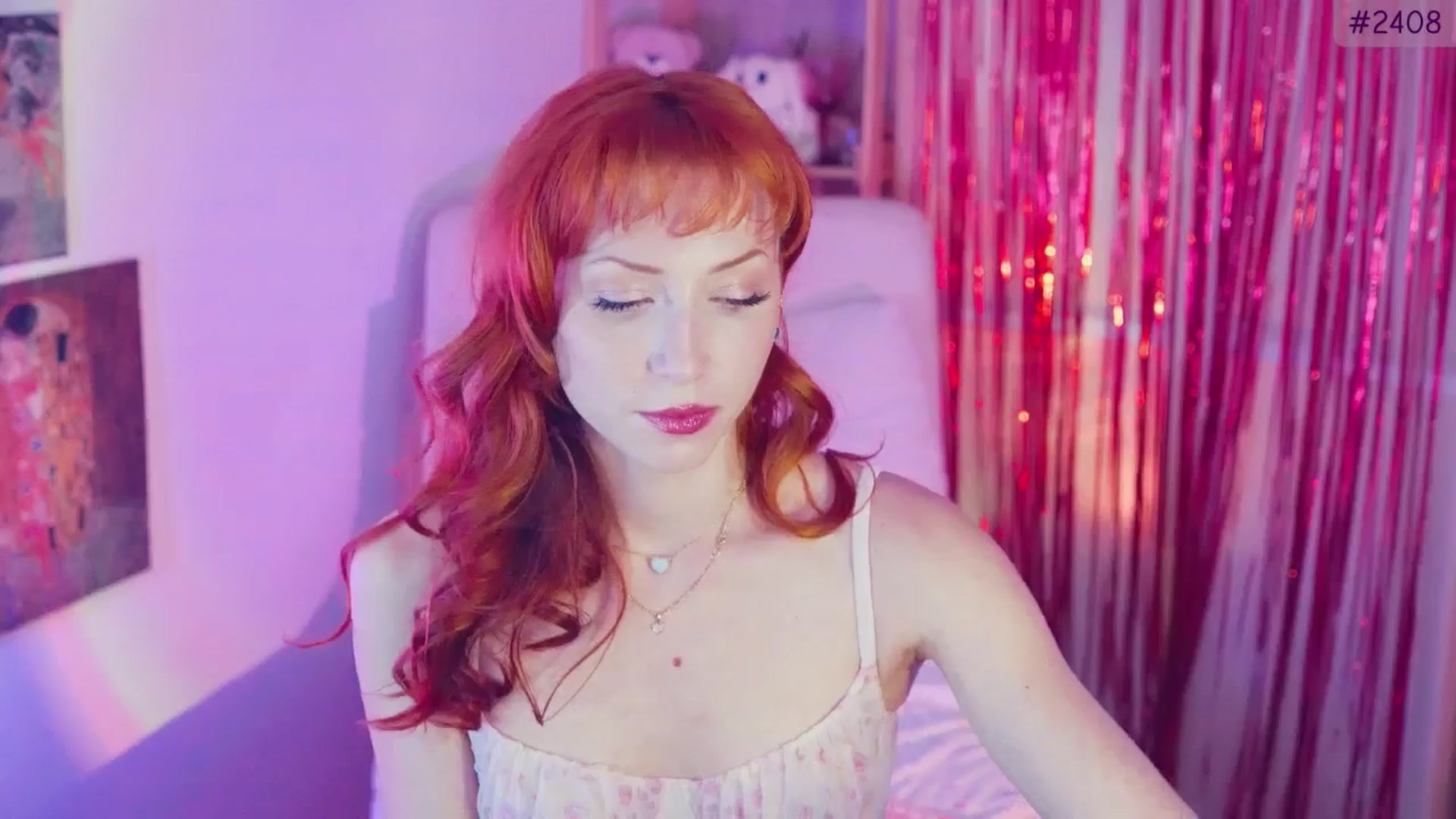 Gallery image thumbnail from Purrelove's myfreecams stream on, 11/21/2025, 08:46 image 18 of 20