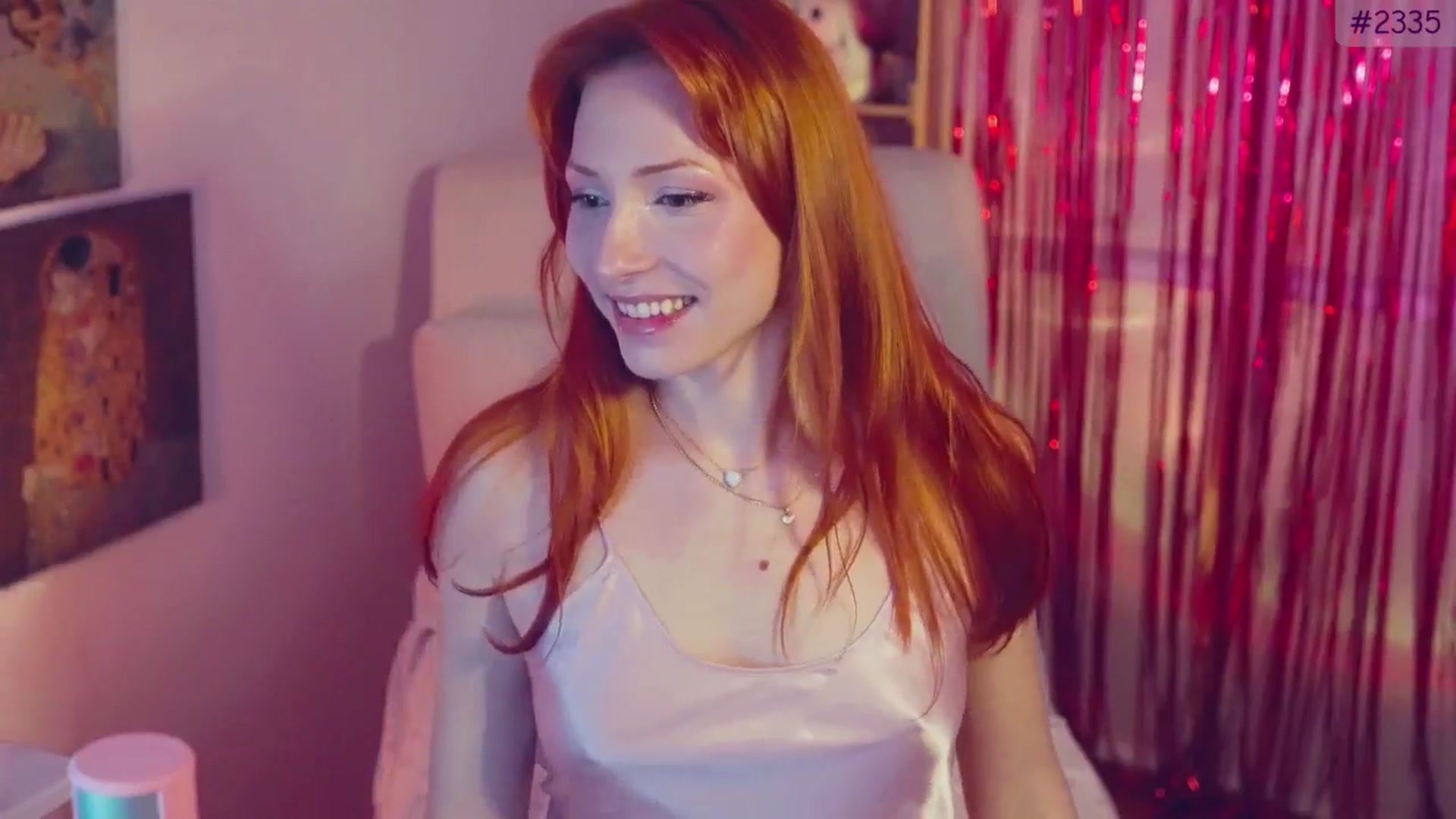 Gallery image thumbnail from Purrelove's myfreecams stream on, 11/26/2025, 08:39 image 14 of 20