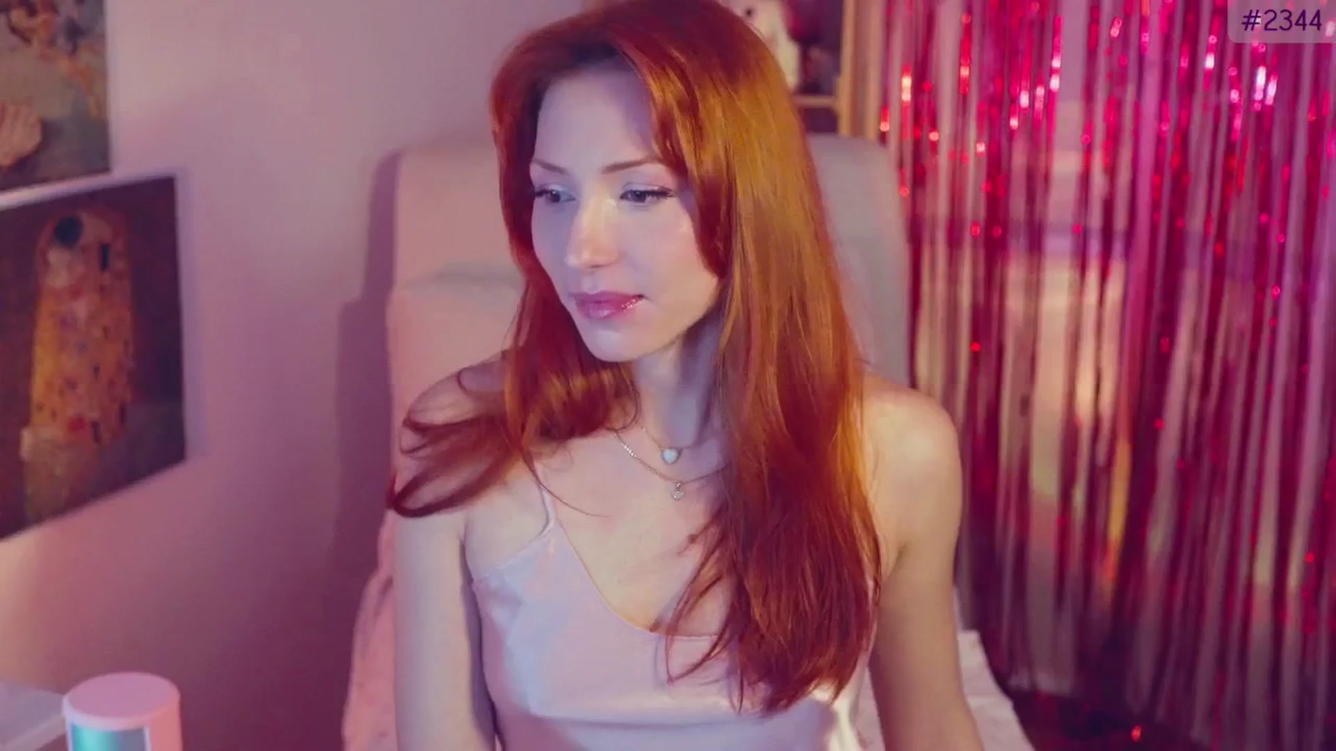 Gallery image thumbnail from Purrelove's myfreecams stream on, 11/26/2025, 08:39 image 12 of 20