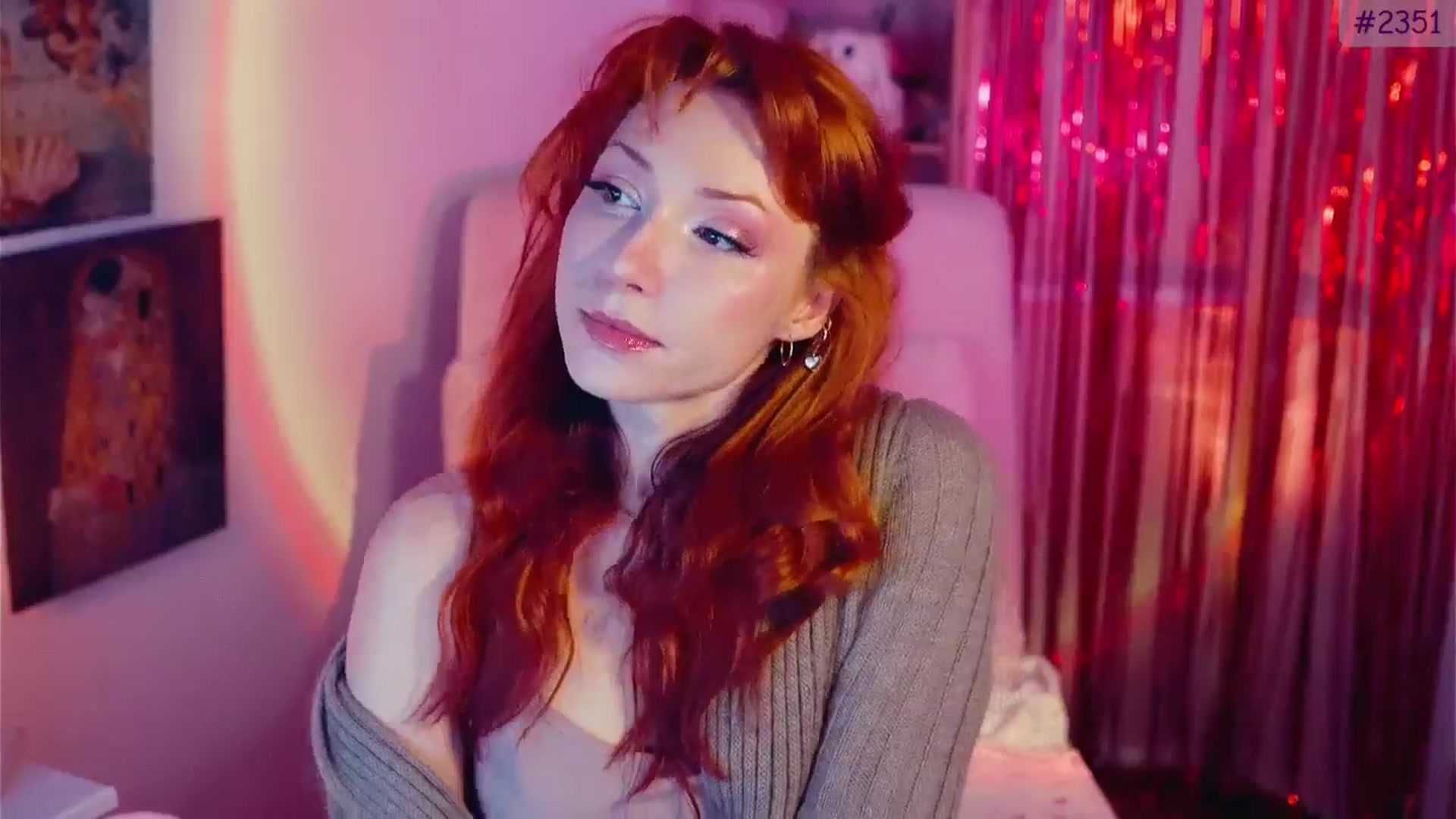Gallery image thumbnail from Purrelove's myfreecams stream on, 11/29/2025, 07:33 image 11 of 20