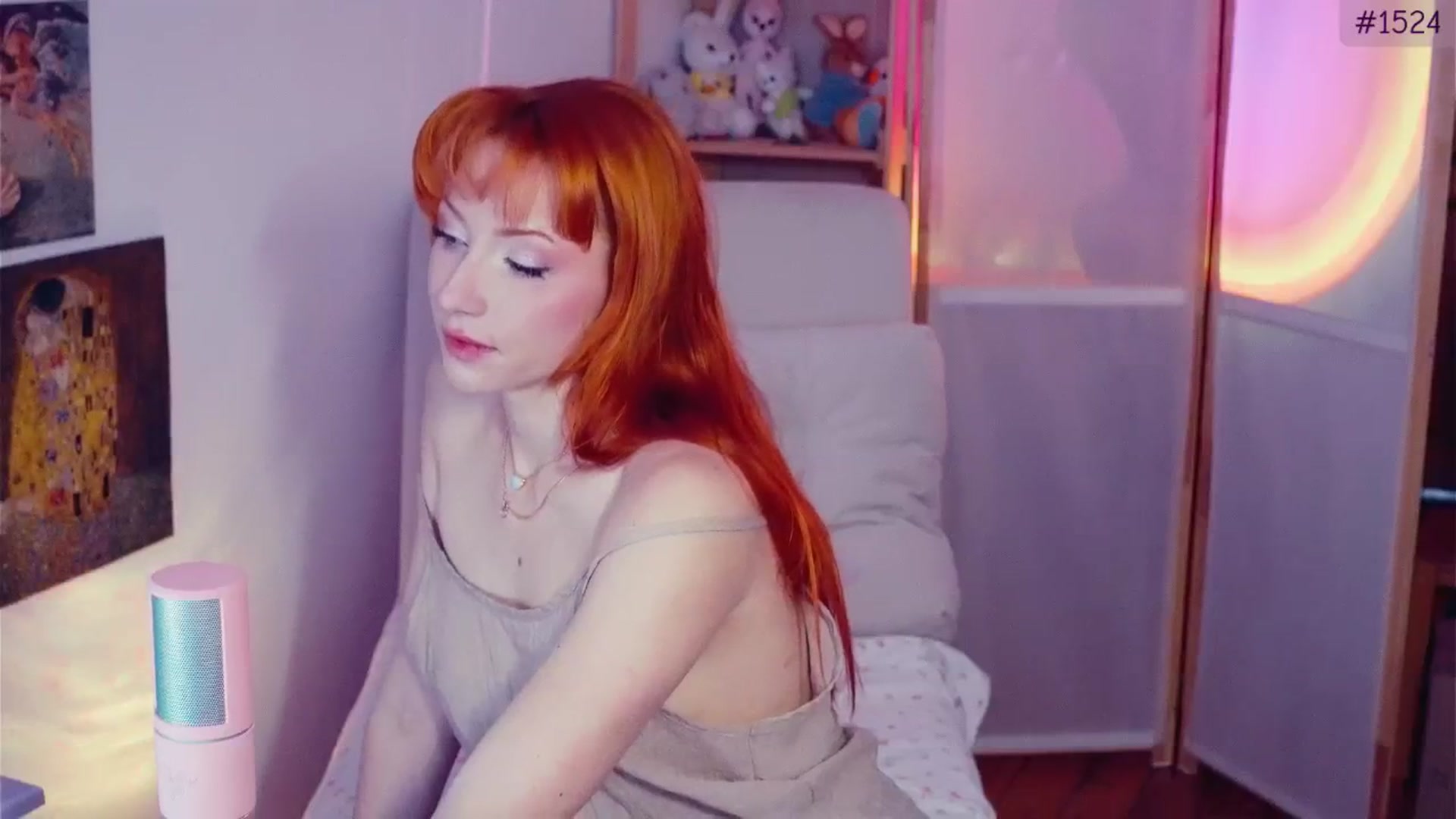 Gallery image thumbnail from Purrelove's myfreecams stream on, 03/18/2026, 06:51 image 16 of 20